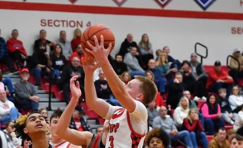 Red Devils survive sluggish game to defeat Indians