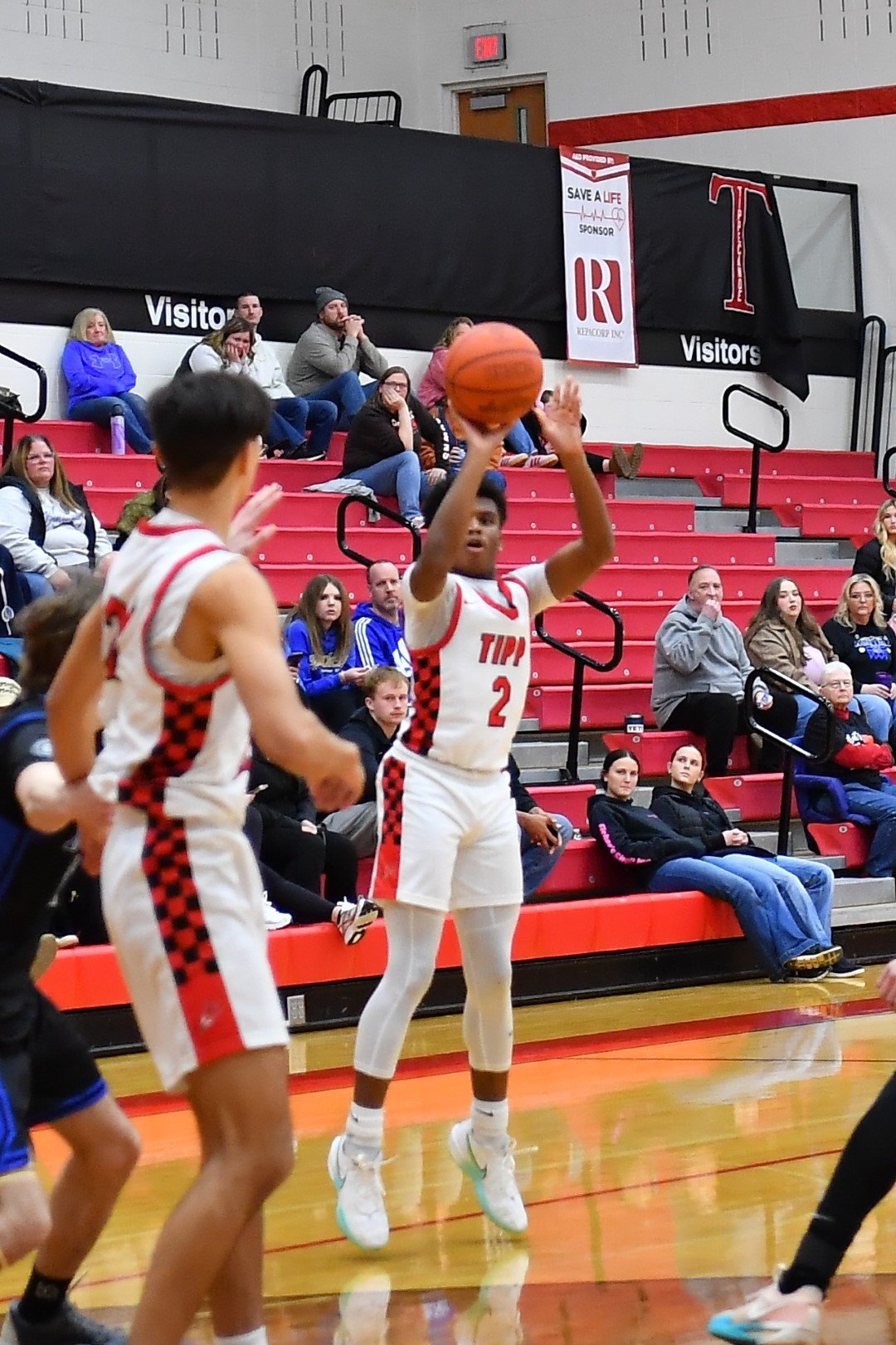 Boys Basketball3.JPG