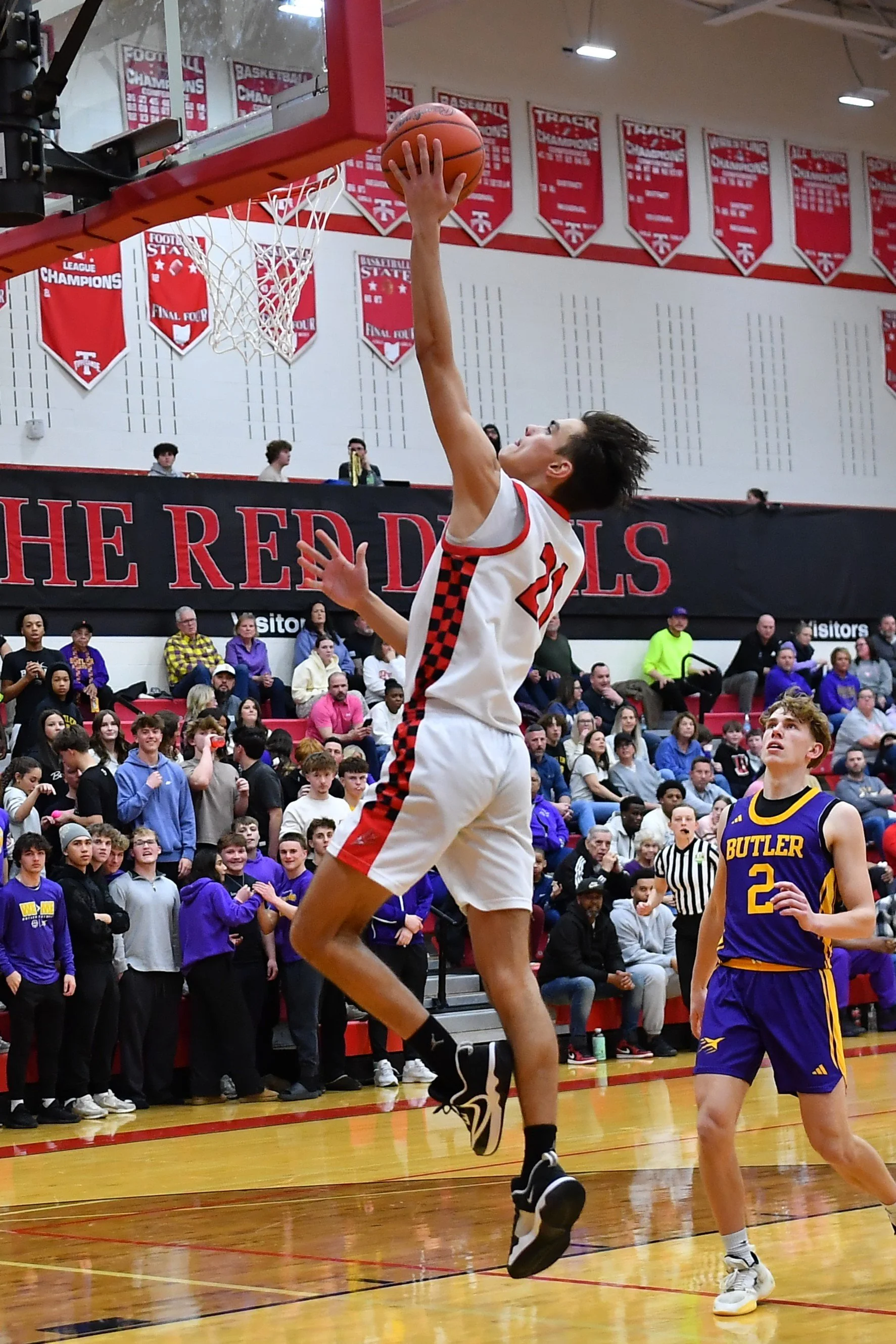 Boys Basketball3.JPG