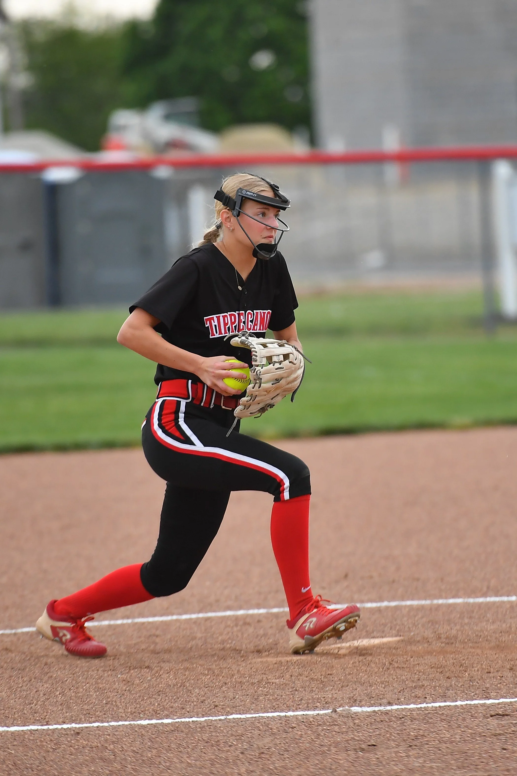 Softball sweeps sidney1.JPG