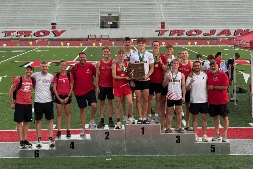 Tipp boys win Regional track championship
