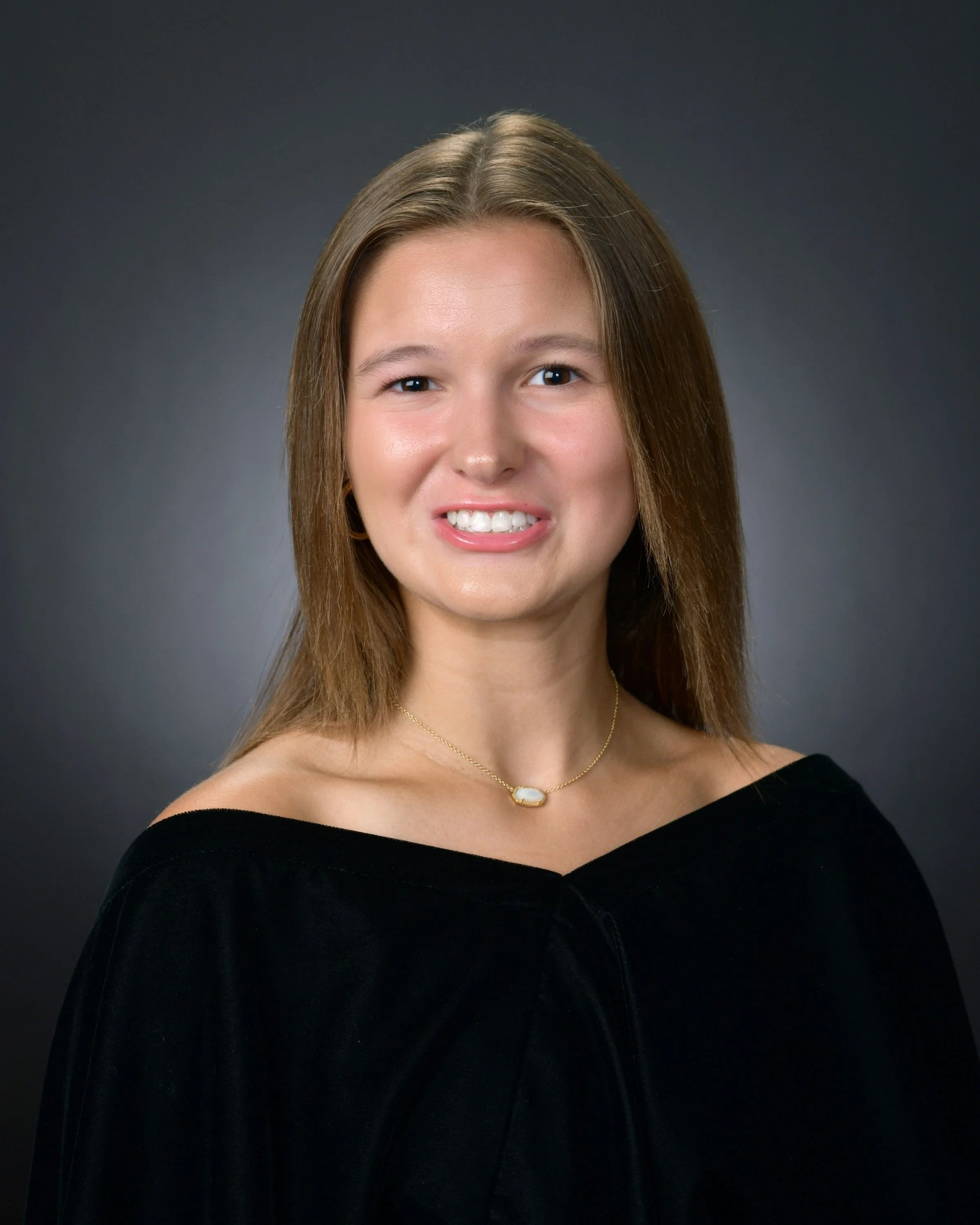 Paige Harsman receives Chaminade Julienne Trainor Award