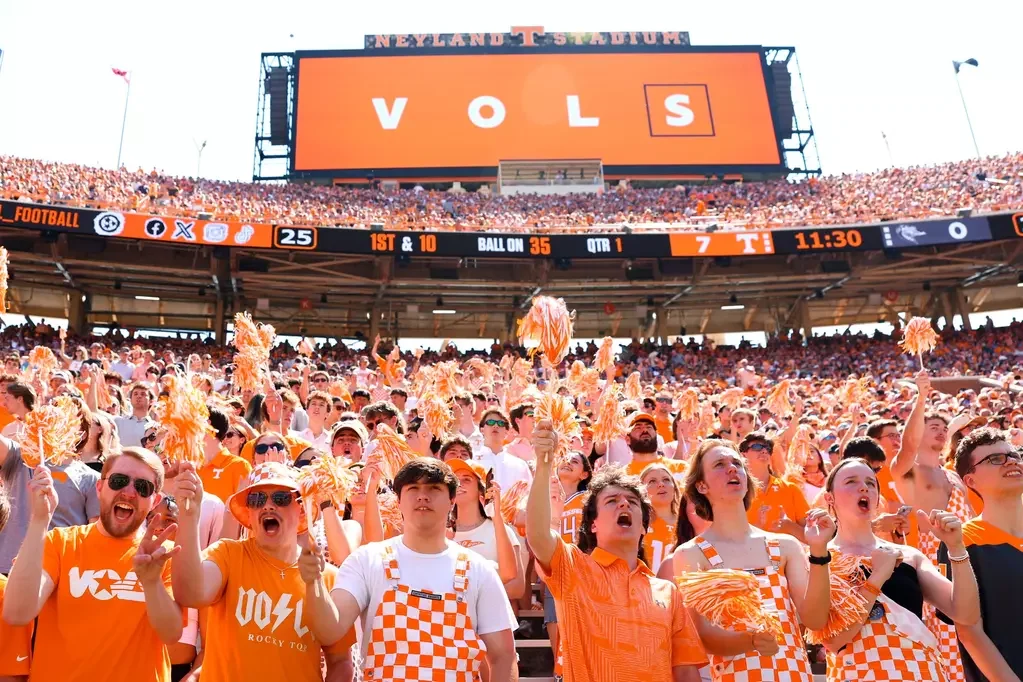 2027 Four-Star Defensive Lineman Kadin Fife Pledges to Vols