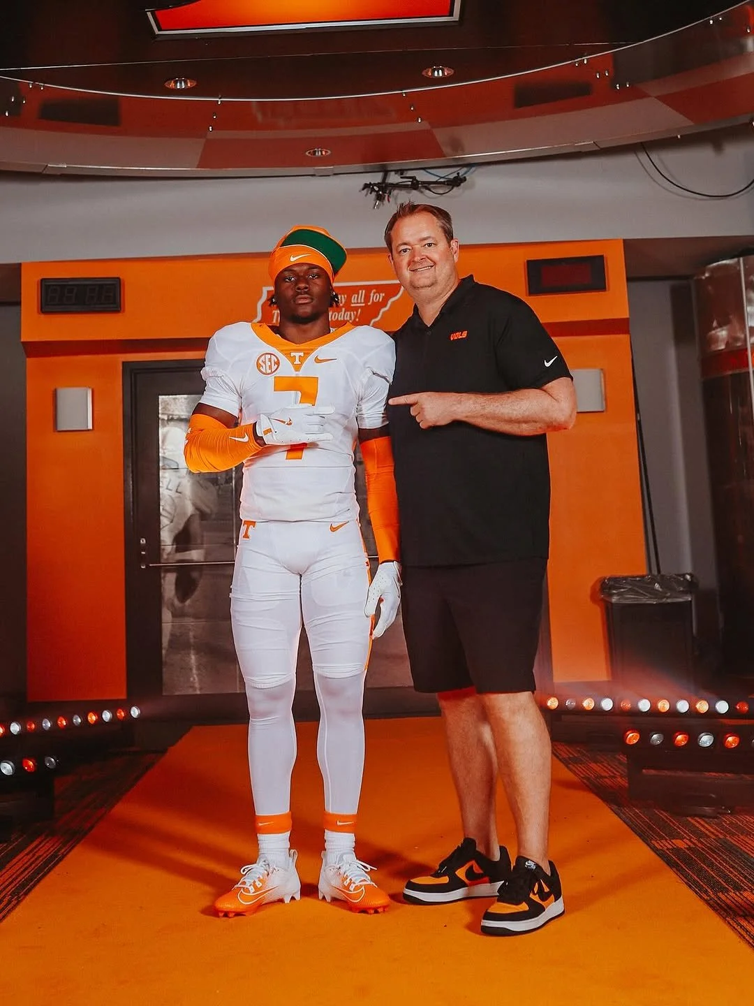 Four-Star Athlete Legend Bey Flips Commitment Back To Tennessee