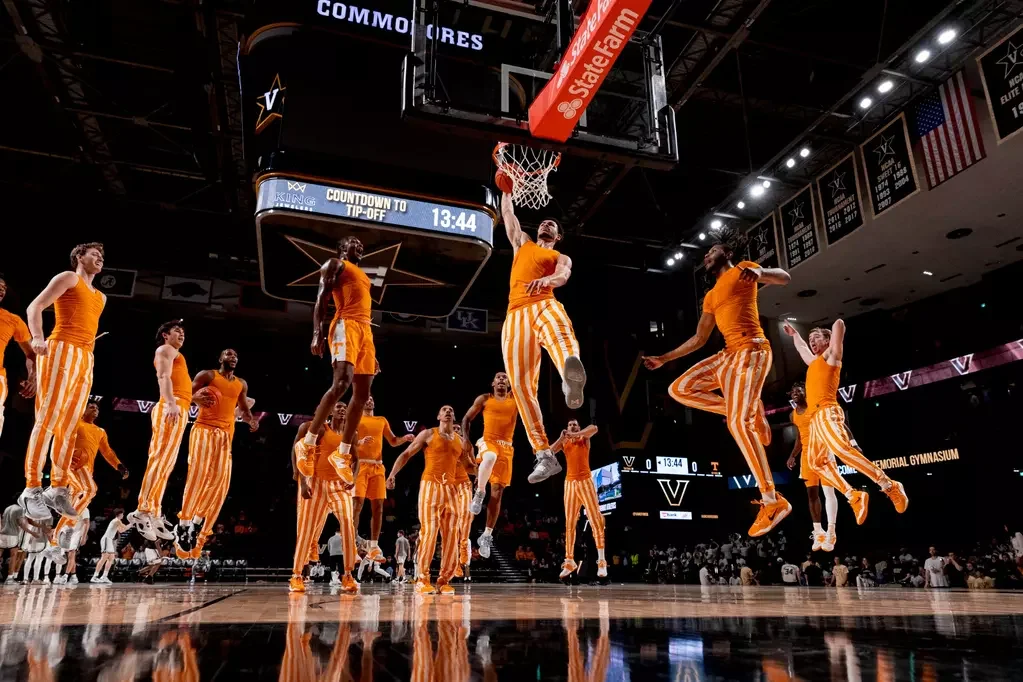 Tennessee Aims for Eighth Win in Nine as Trip to Vanderbilt Awaits