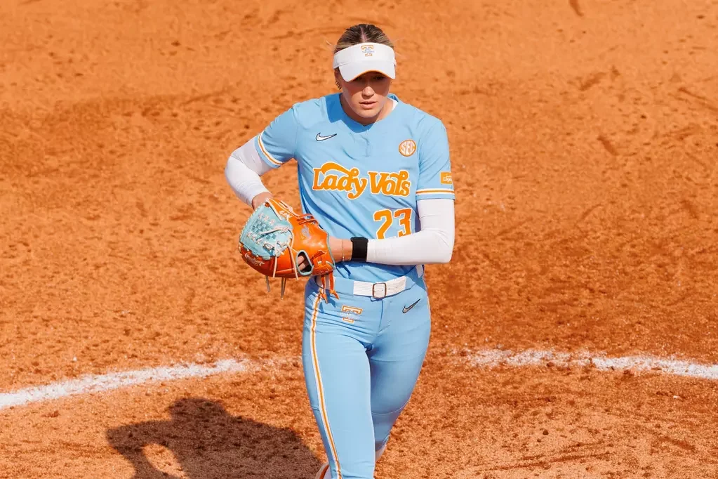 Lady Vols List Ace Karlyn Pickens as Day‑to‑Day After Arm Strain
