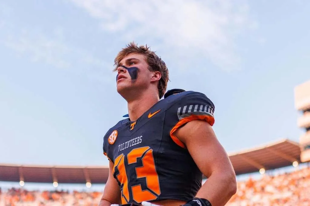 Vols Redshirt Junior Ben Bolton Exits Program Ahead of Spring Ball