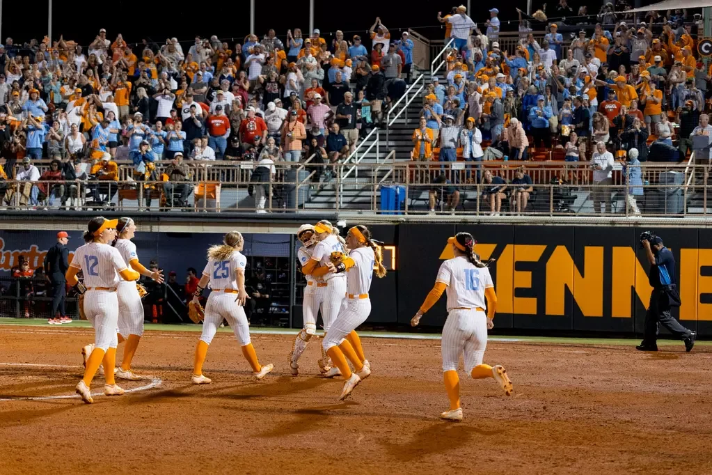 Lady Vols Punch Ticket to OKC After 2-1 Win Over No. 10 Georgia