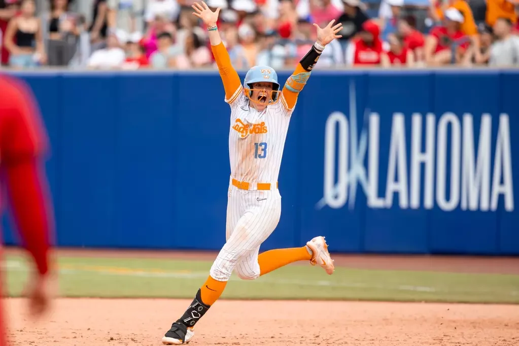 No. 7 Tennessee Faces No. 2 Texas With Title Berth on the Line