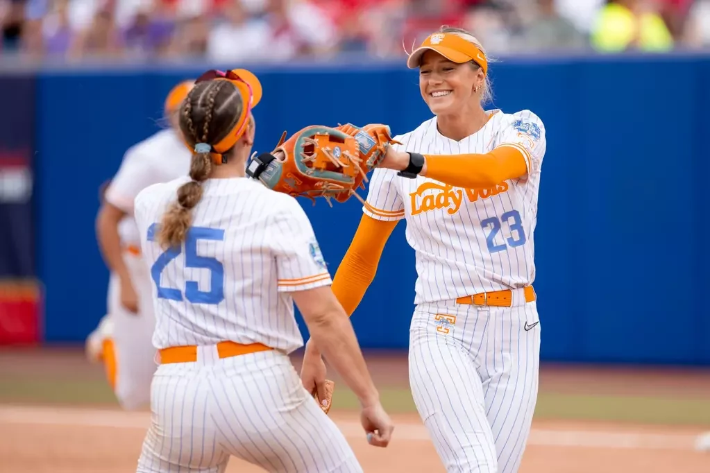 Former Lady Vol Ace Karlyn Pickens Throws Complete Game in AUSL Debut