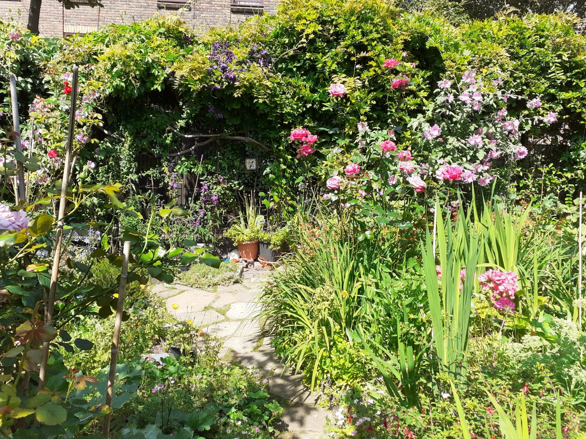 Goooood Friday Open Volunteering