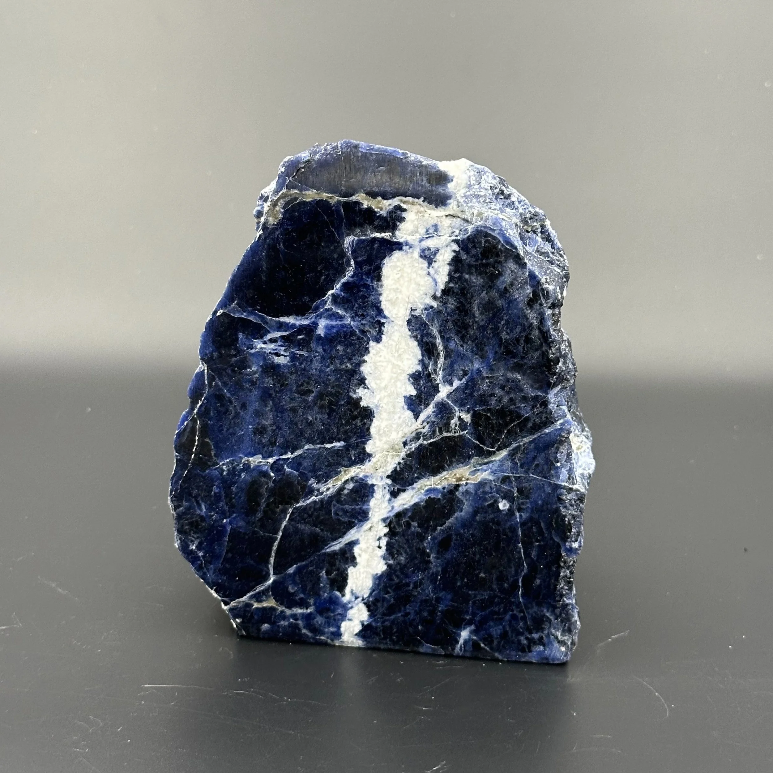 Sodalite Cutbase