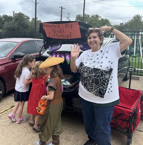 Families at the Trunk-or-Treat