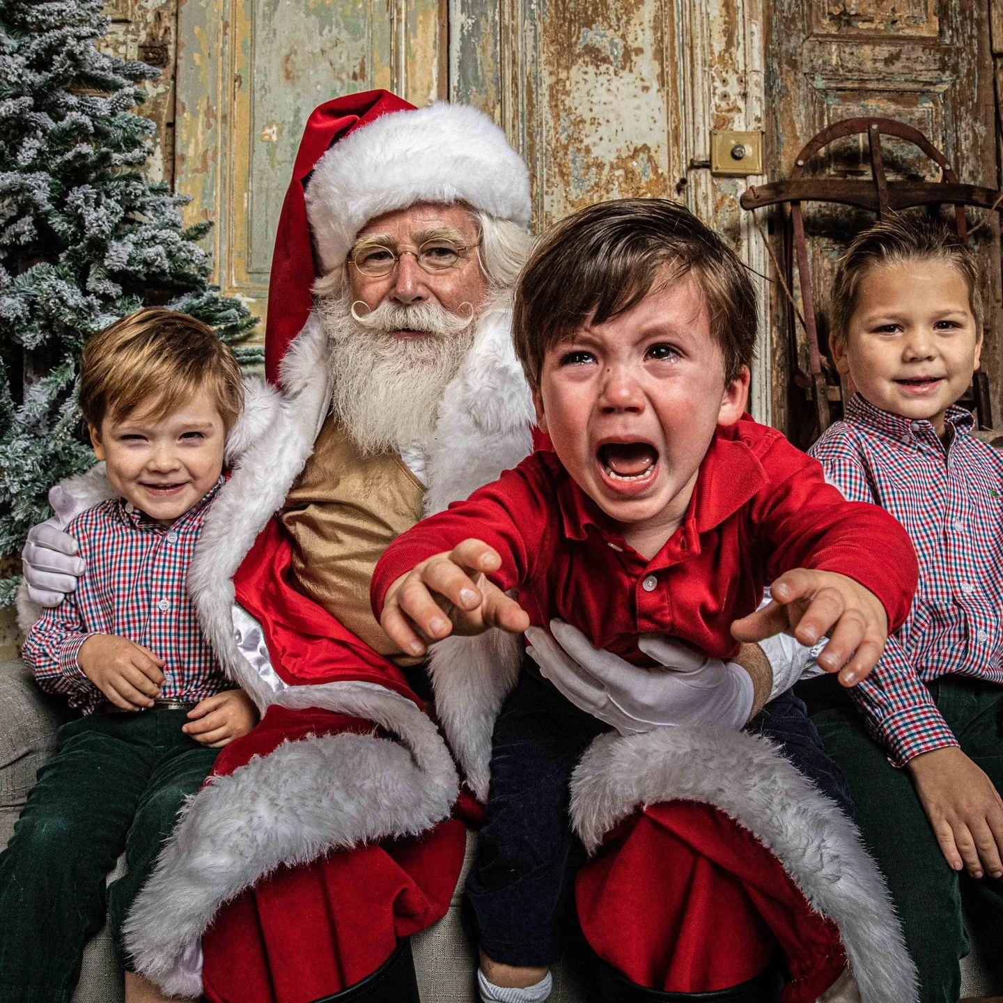 The most wonderful time of the year&hellip;also known as Christmas week with sick kids, zero sleep, big feelings, and very loud opinions 🎄😵&zwj;💫

Chaos? Yes. Stressful? Absolutely. 
Would we trade it for anything? Not a chance.

Proof that the ma