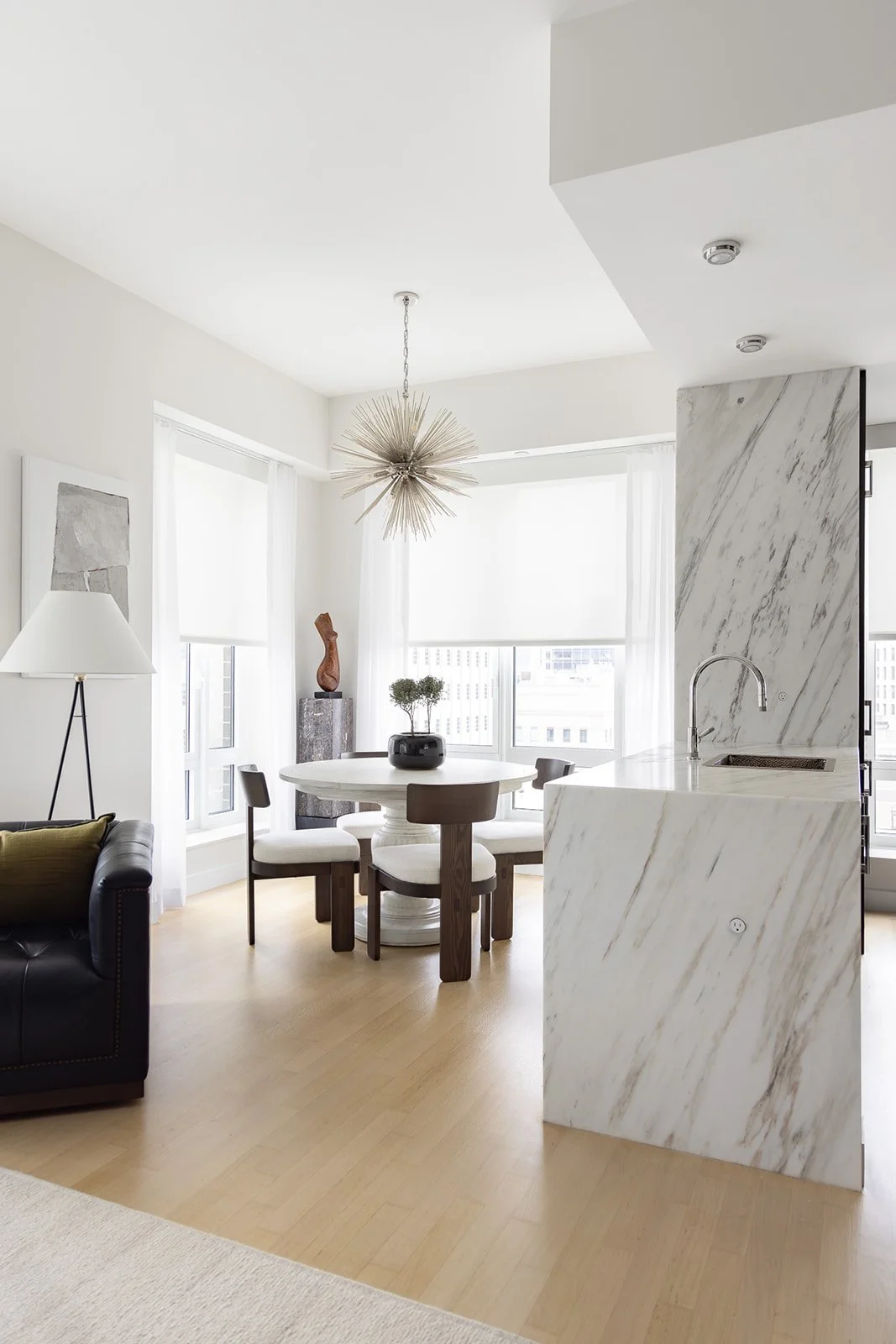 Blending the unexpected to create spaces that are layered, warm, and full of character. 🖤