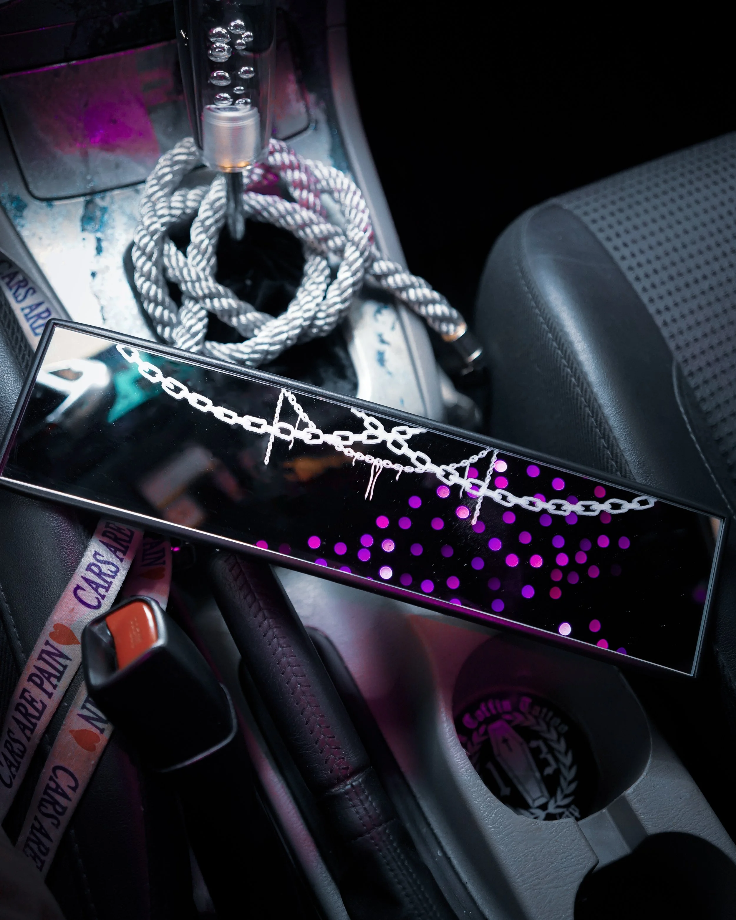 Engraved universal interior mirror