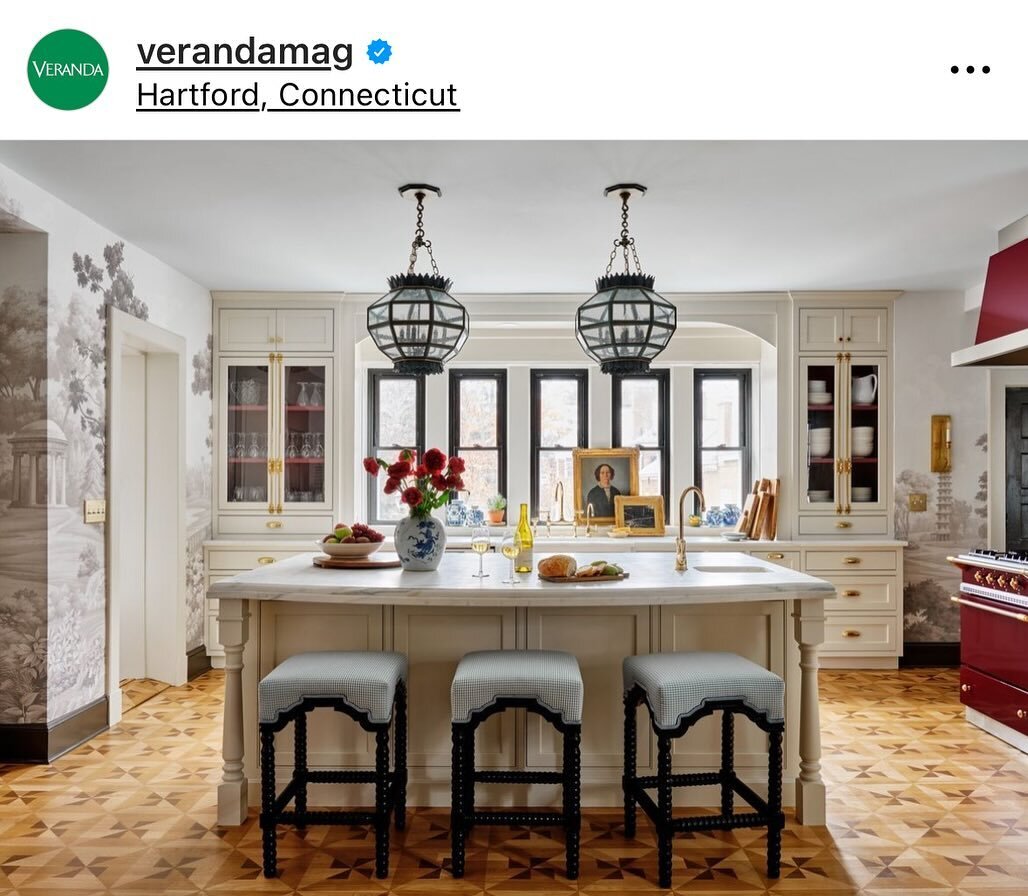 What a great way to start the weekend! Thank you @verandamag for featuring our kitchen design in your latest issue! 🥰 This project is a special one to me. More to come&hellip; @ @readmckendree @matthewgleasonstylist