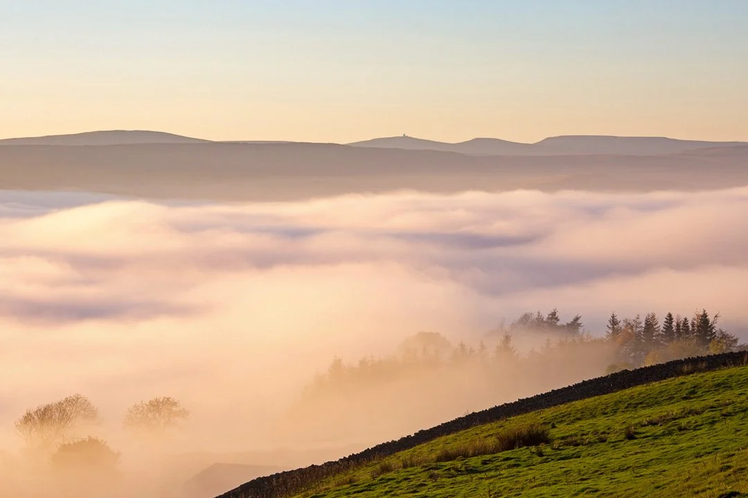View across cloud inversion from Middle Side