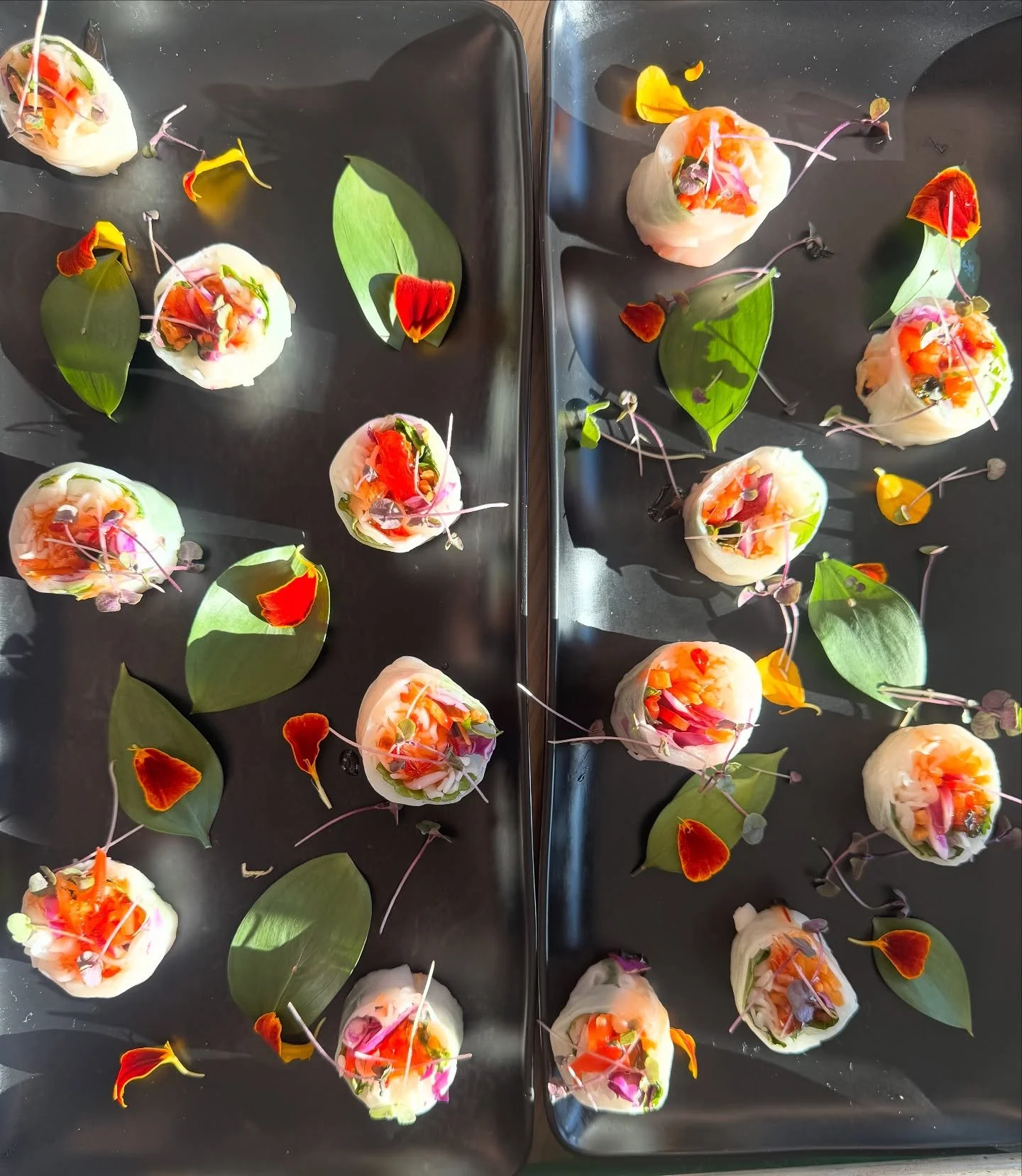 Last night at the @rouxinstitute!✨ 

On the menu:
🥢 Fresh spring rolls with sweet chili sauce
🍣 Miso tuna on crispy rice with pickled ginger

Which one are you grabbing first? 😍
