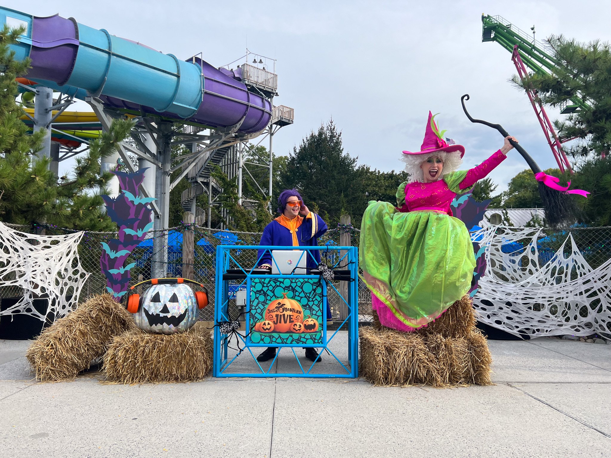 Jack O Lantern Jive: Beaker the Wizard