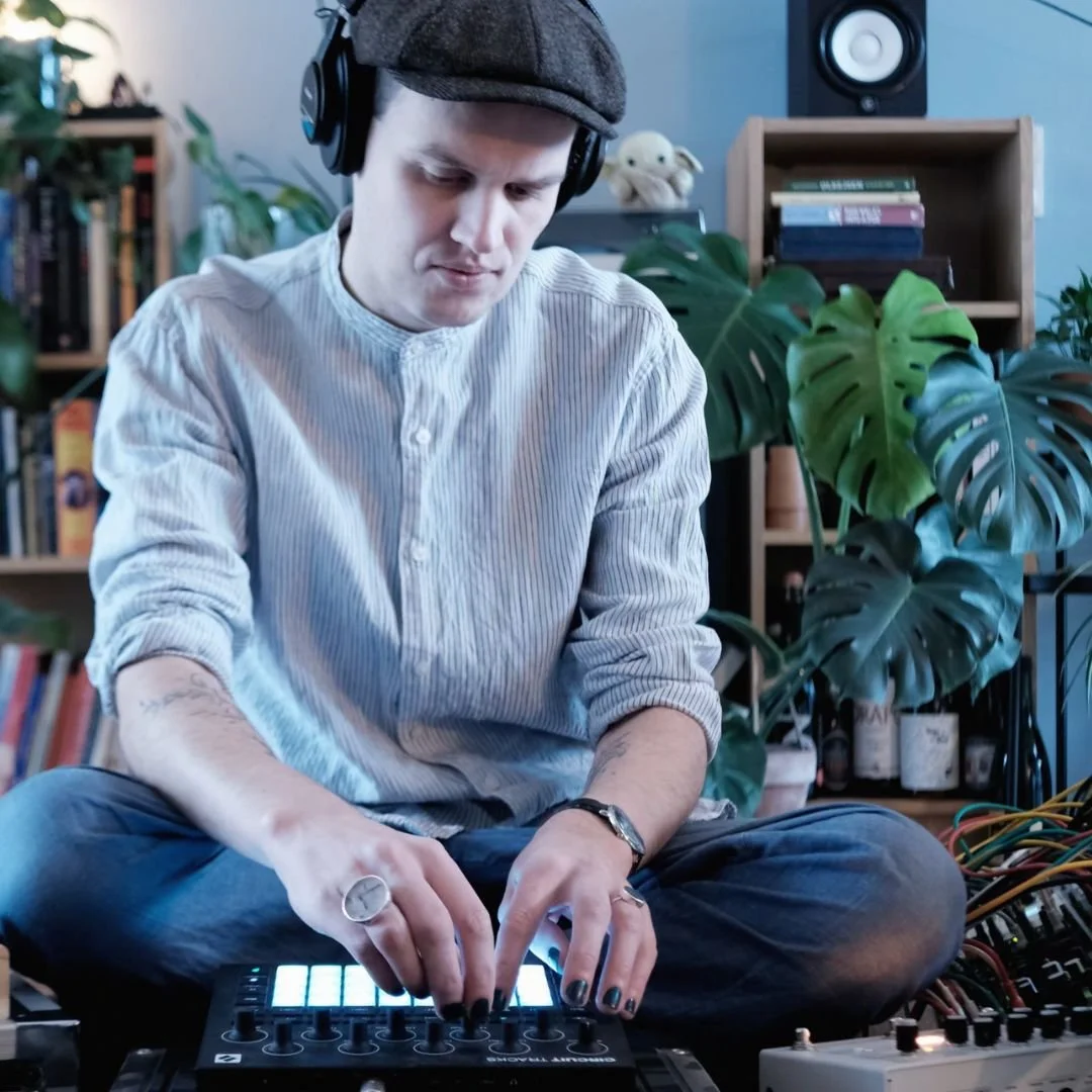 Circuit Tracks stills 02.jpg