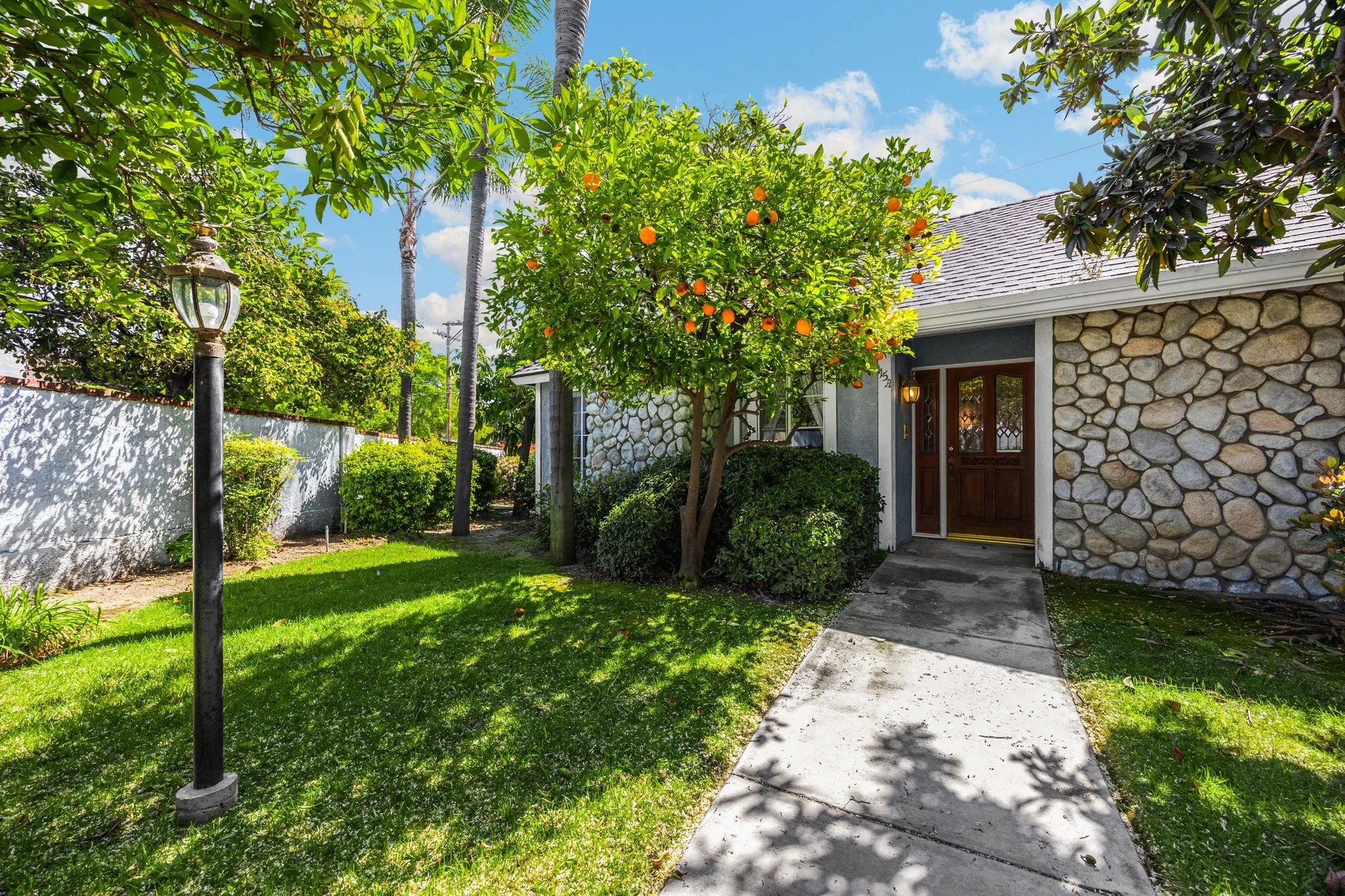 115 N Mountain Ave Unit A, Monrovia, CA 91016