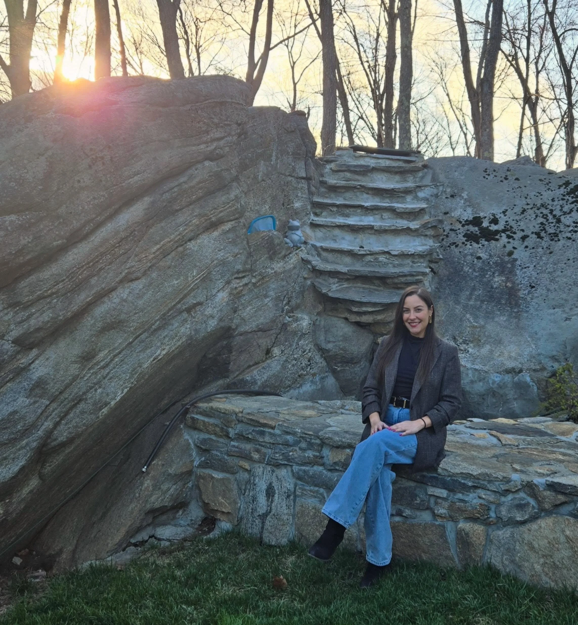 🌞MEET THE STAFF🌞 Let&rsquo;s all welcome my gurll Kaaren to the team! Kaaren Ribeiro is a fully virtual licensed therapist accepting clients starting in July. She has a great energy and positivity to her thats gonna make you actually look forward t