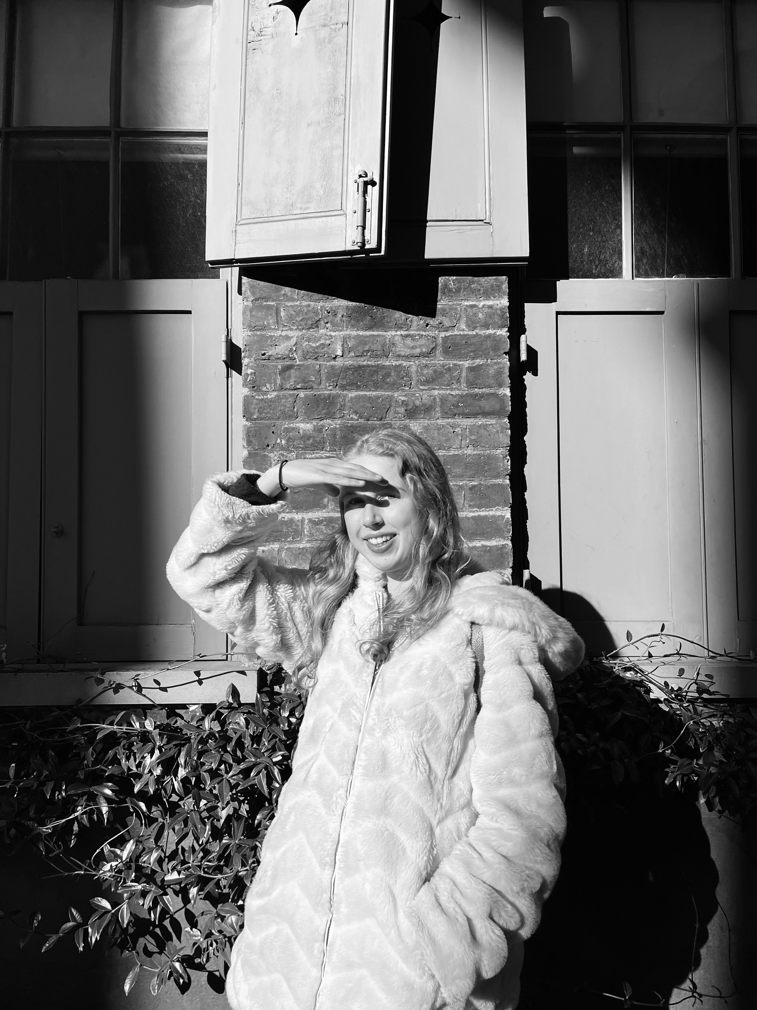 Jessica in B&W, London