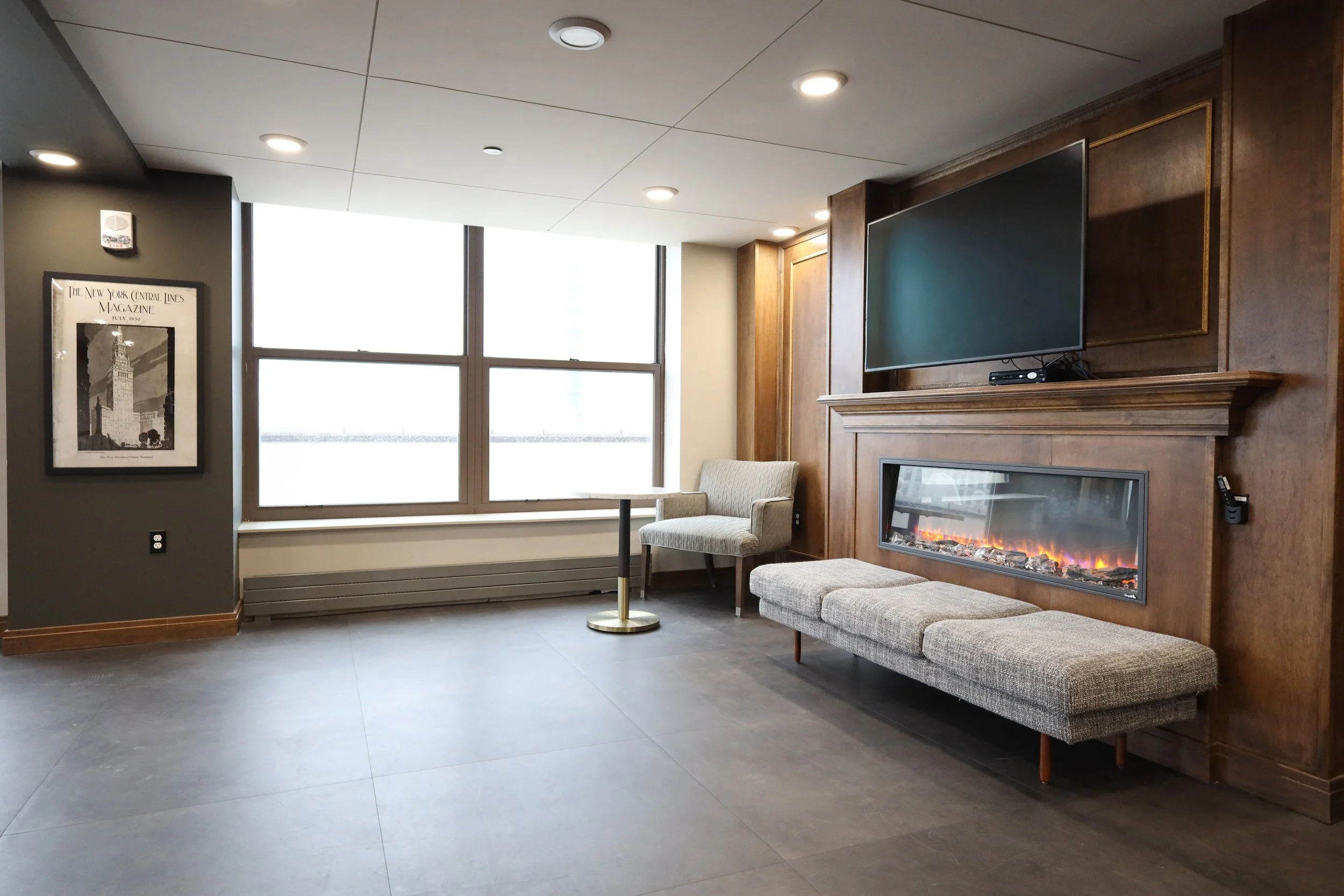 TerminalTower-Amenities_12-2025_CommunityLounge-08-2.jpg