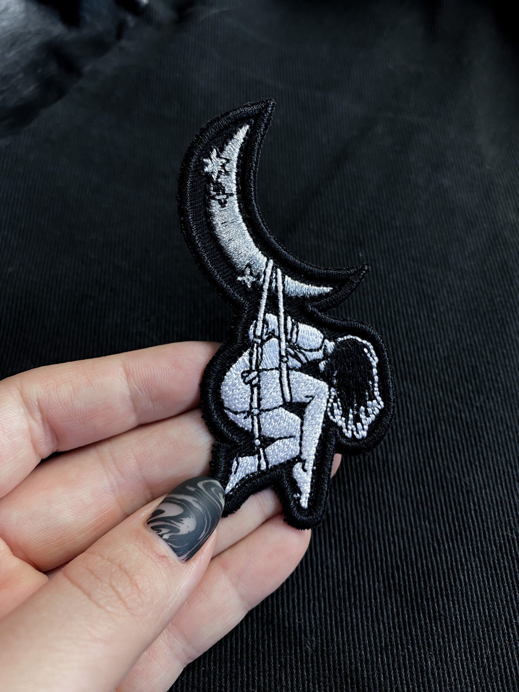 https://i.etsystatic.com/44181625/r/il/fe22fb/5163291076/il_fullxfull.5163291076_q86e.jpg