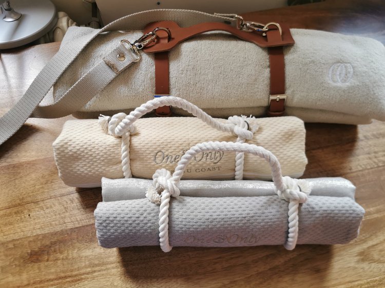 Custom foutas with holders