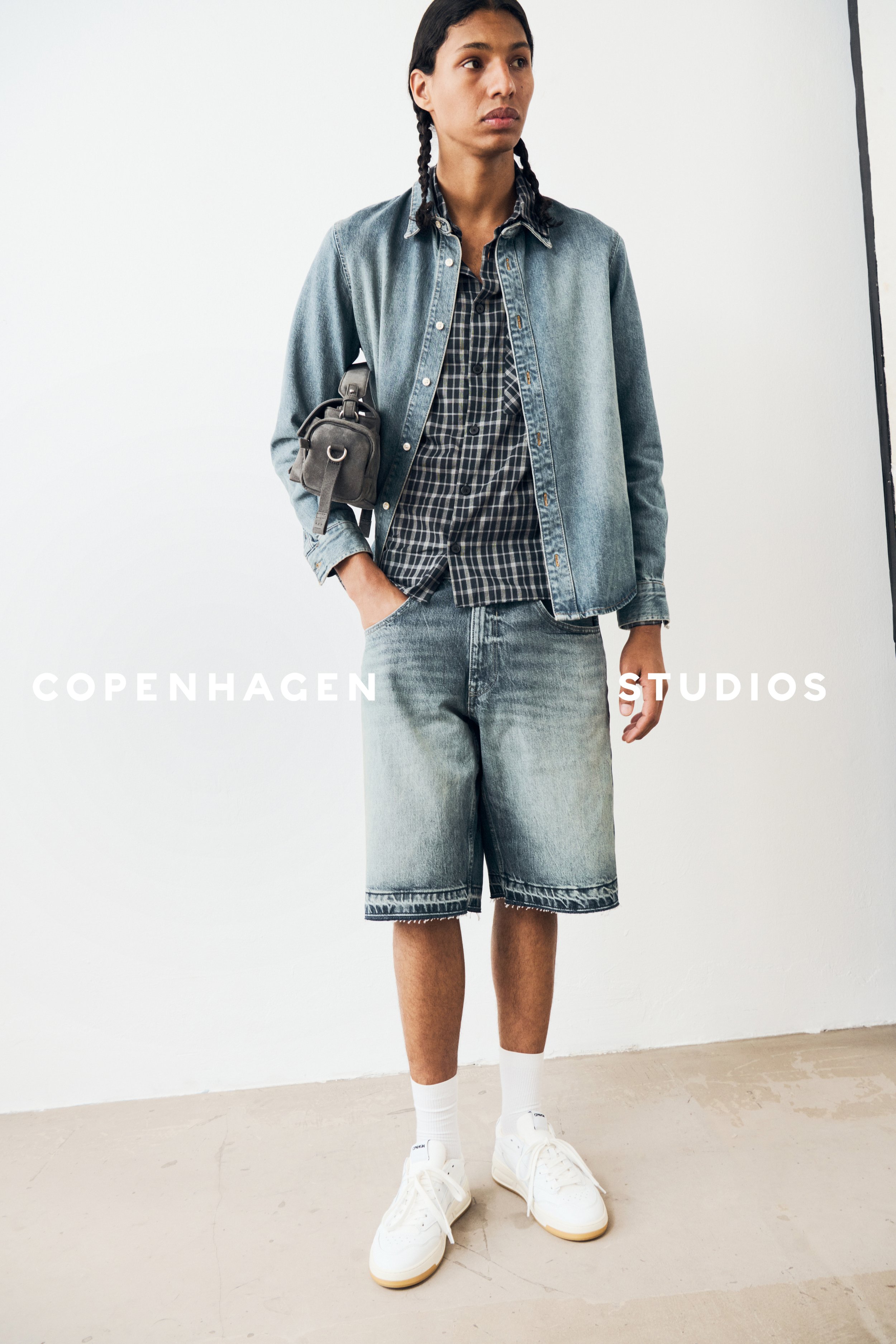 CPHBAG6_RecycledSuede_Darkgrey-062 copy Kopie.jpg