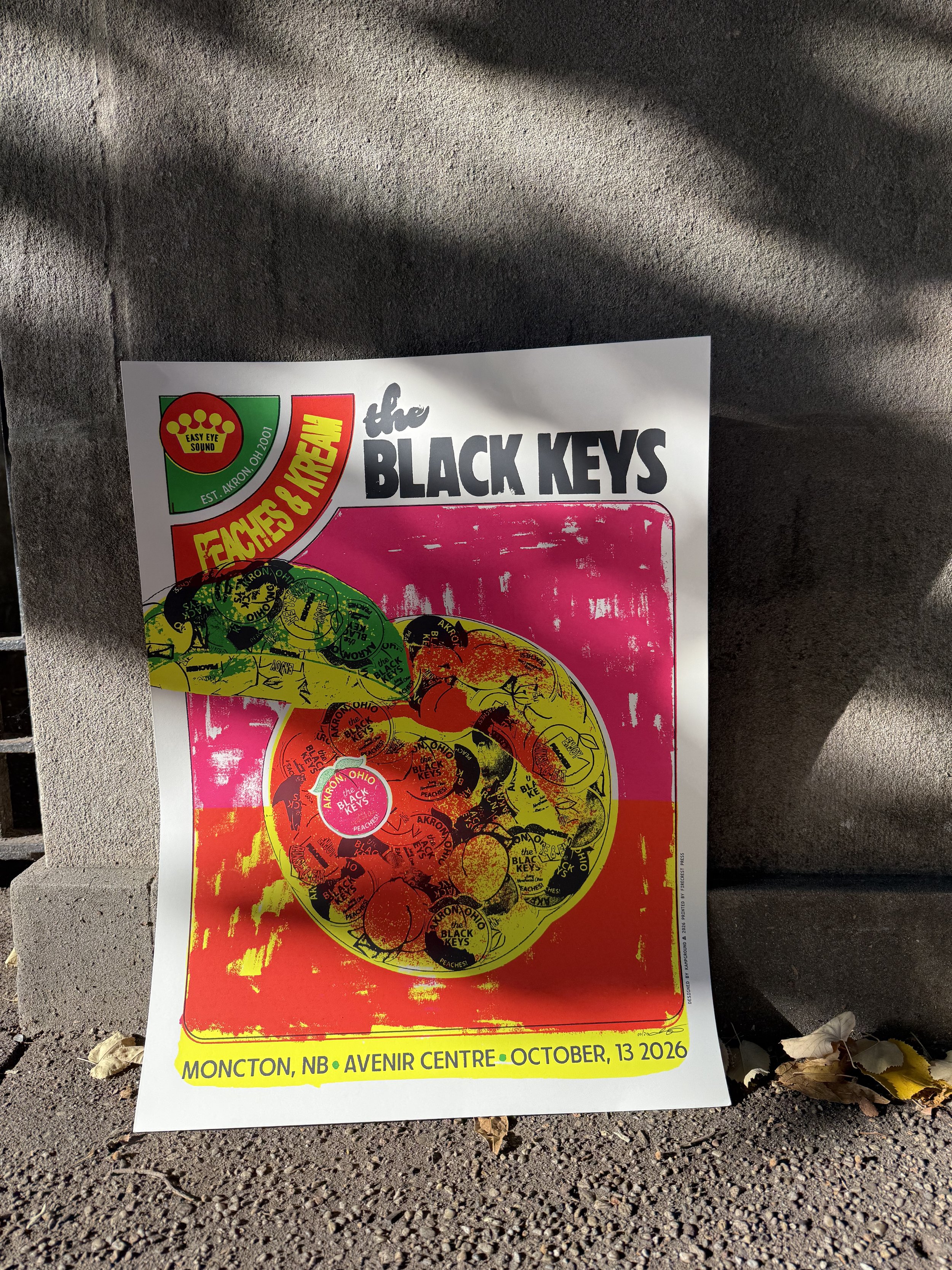 KGD26_MERCH_printed_the_black_keys_moncton8.jpg