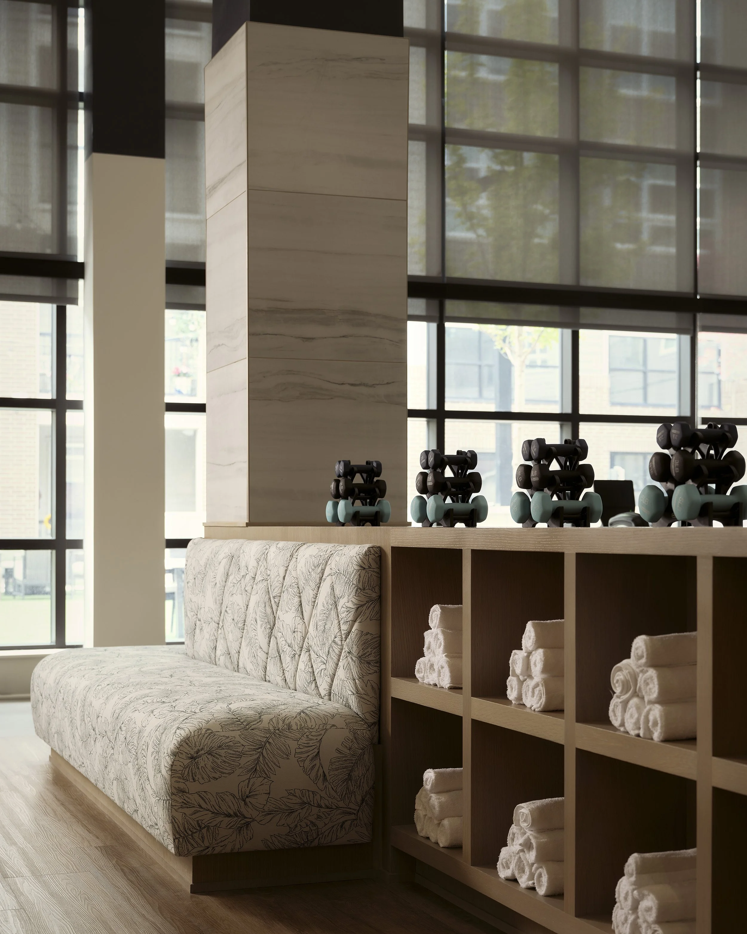 Trio_Isaac_Gym-Bench-1.jpg