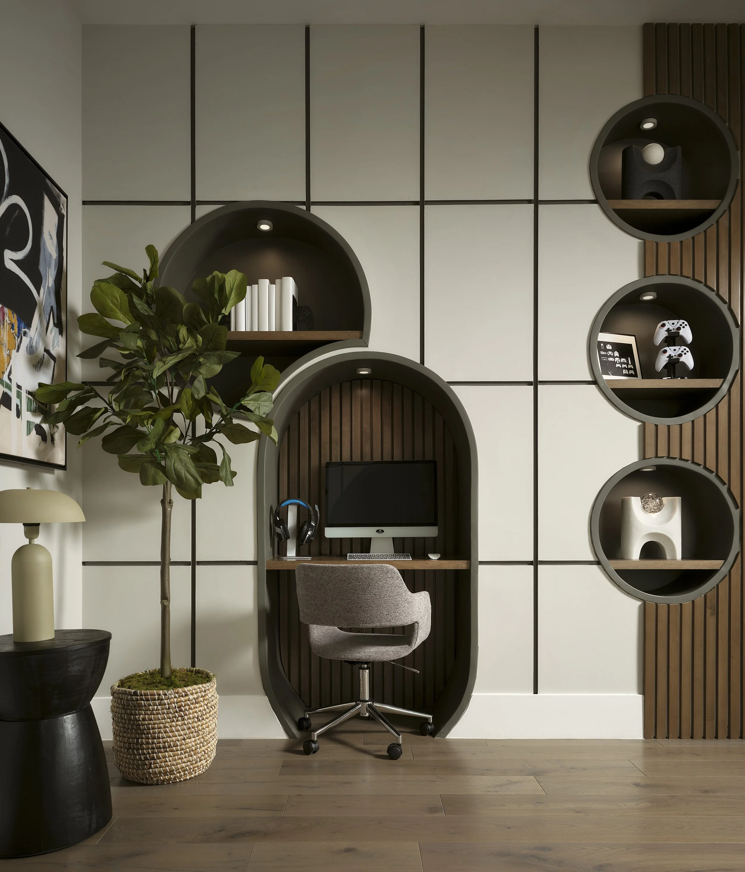 Trio_Toll-Ascension-Vegas_Suncrest_Loft-Desk.jpg
