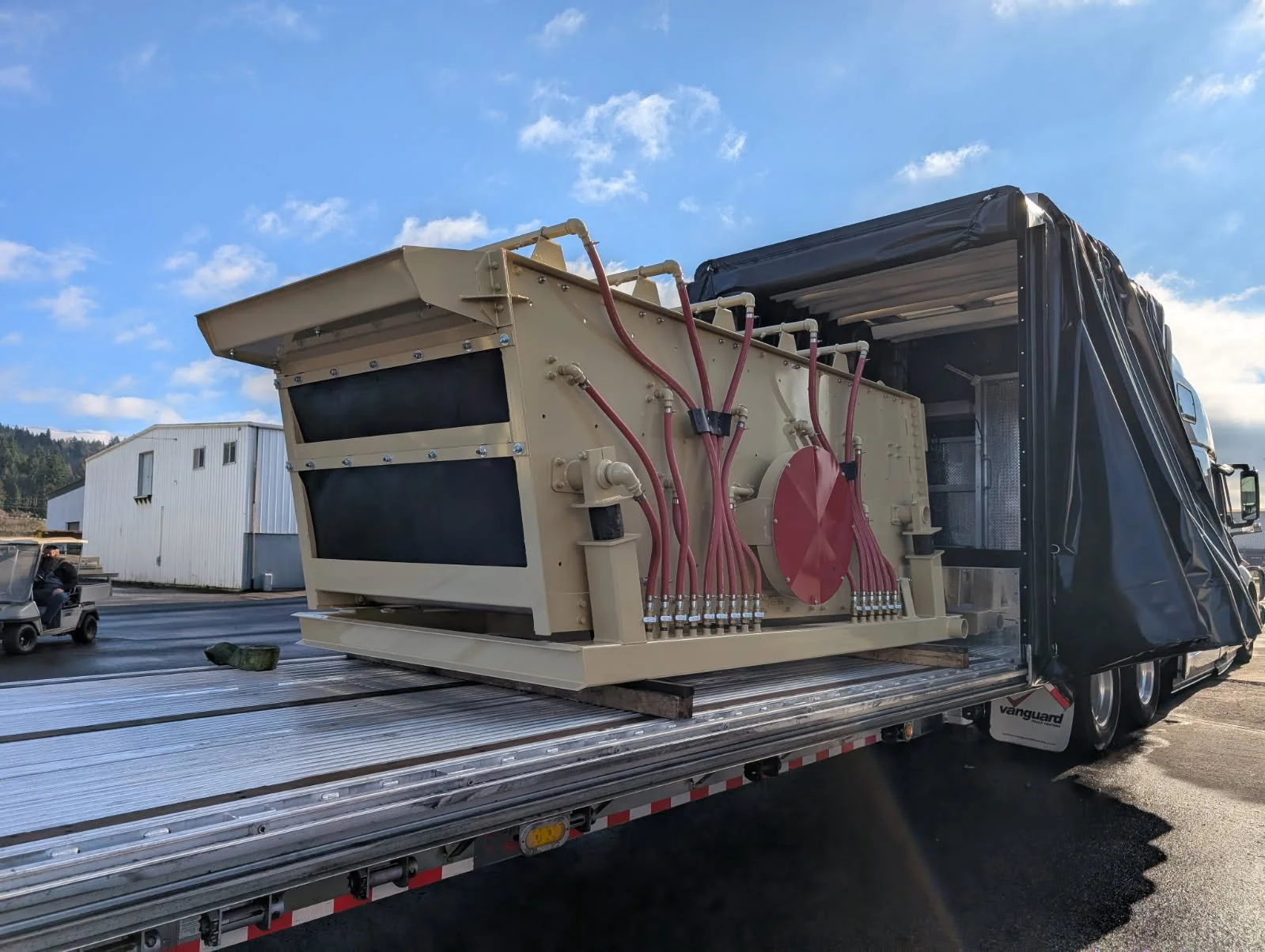 From raw steel to a finished product, this 5&rsquo; x 12&rsquo; Triple Deck Wet Screen was built by RD Olson to support a high-production washing operation for a repeat customer of ours in Massachusetts.

Through a collaborative effort with Polydeck,