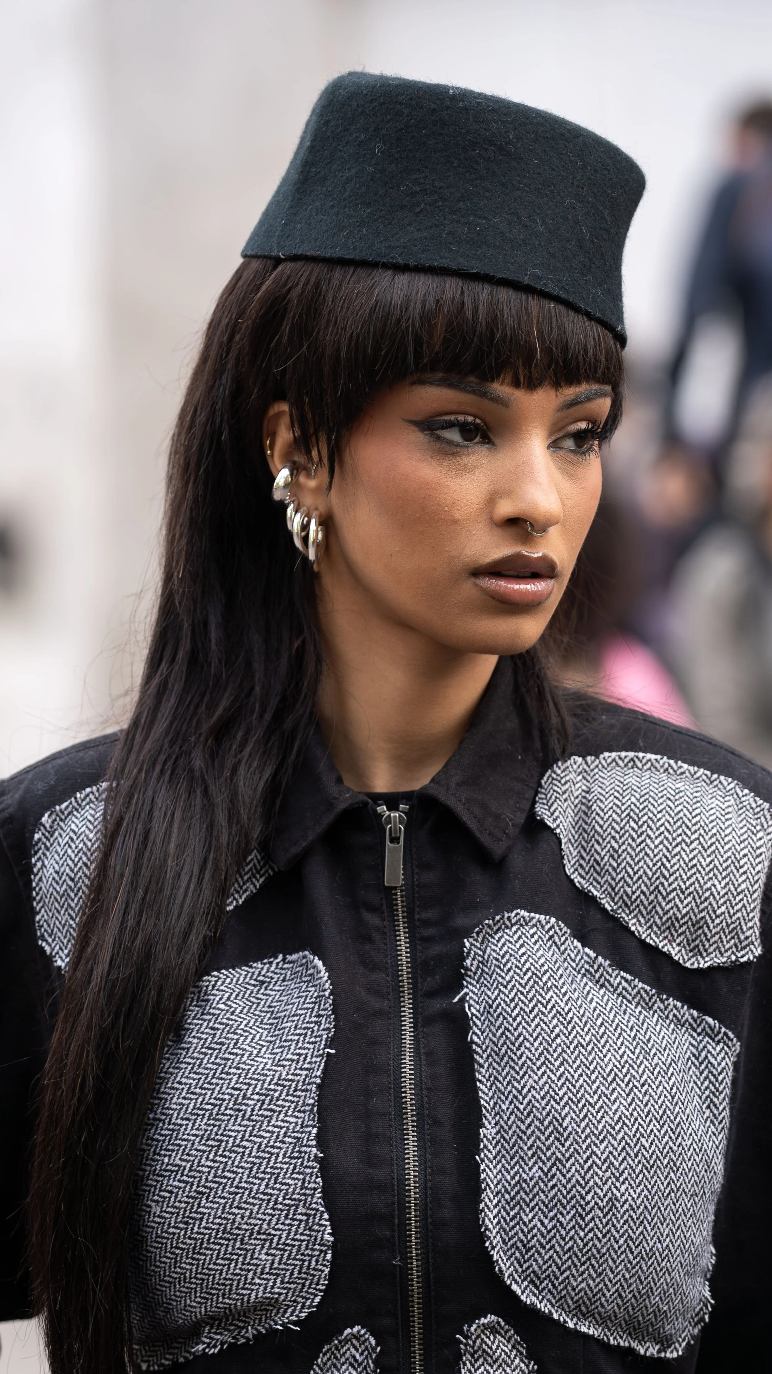 Photo portrait mode à la Paris Fashion Week 2025 au défilé Rick Owens