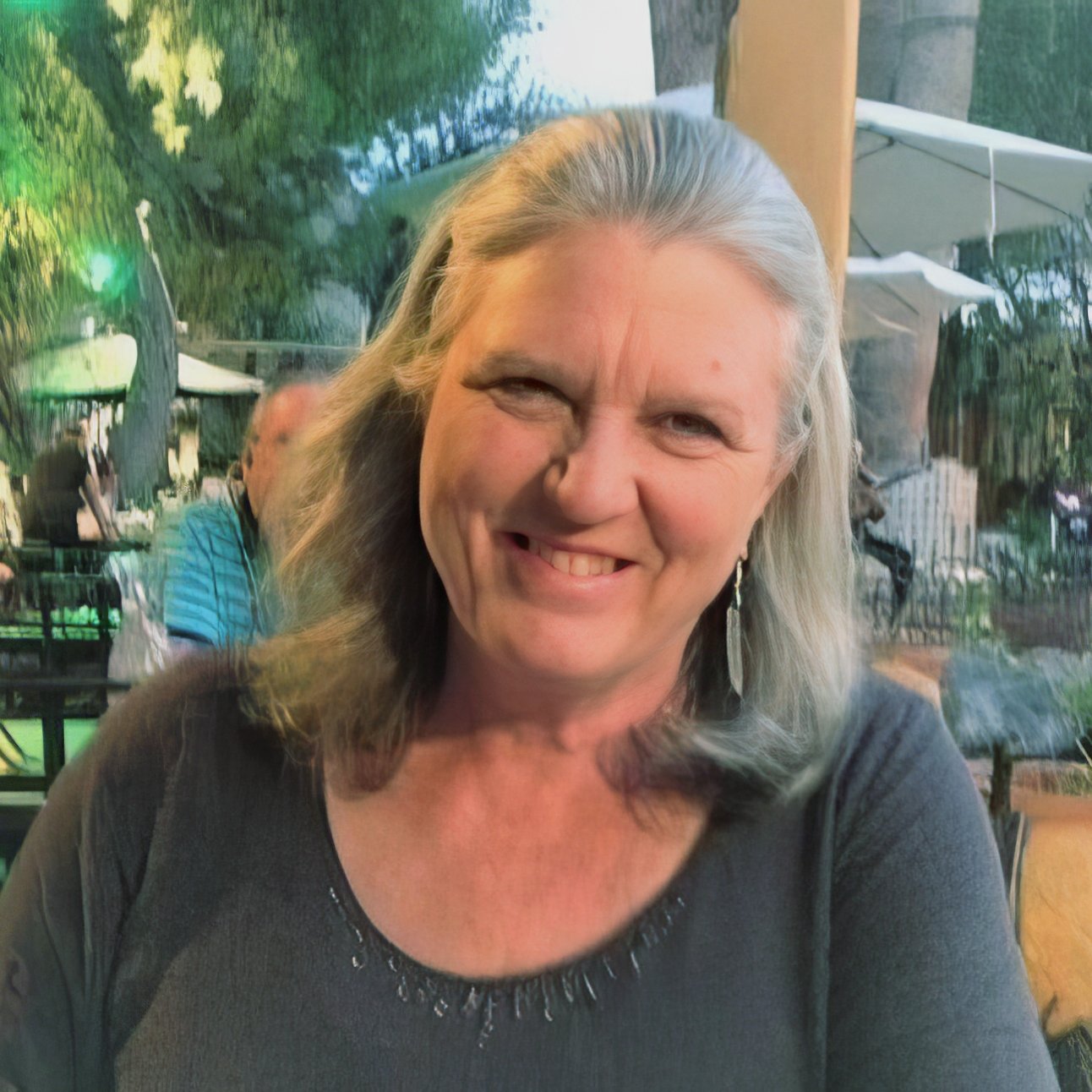 Robin Ray — On The Edge Gallery