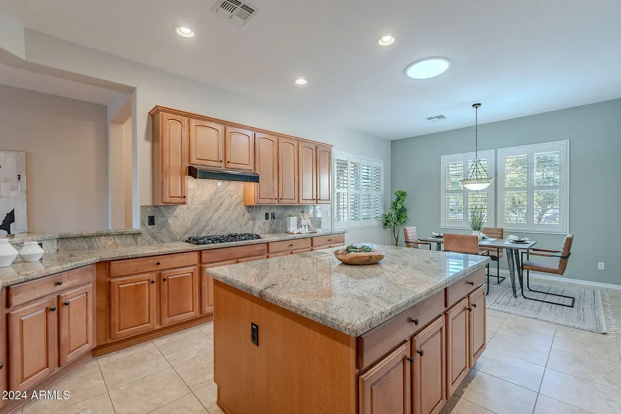 13333 W Chapala - 2.webp