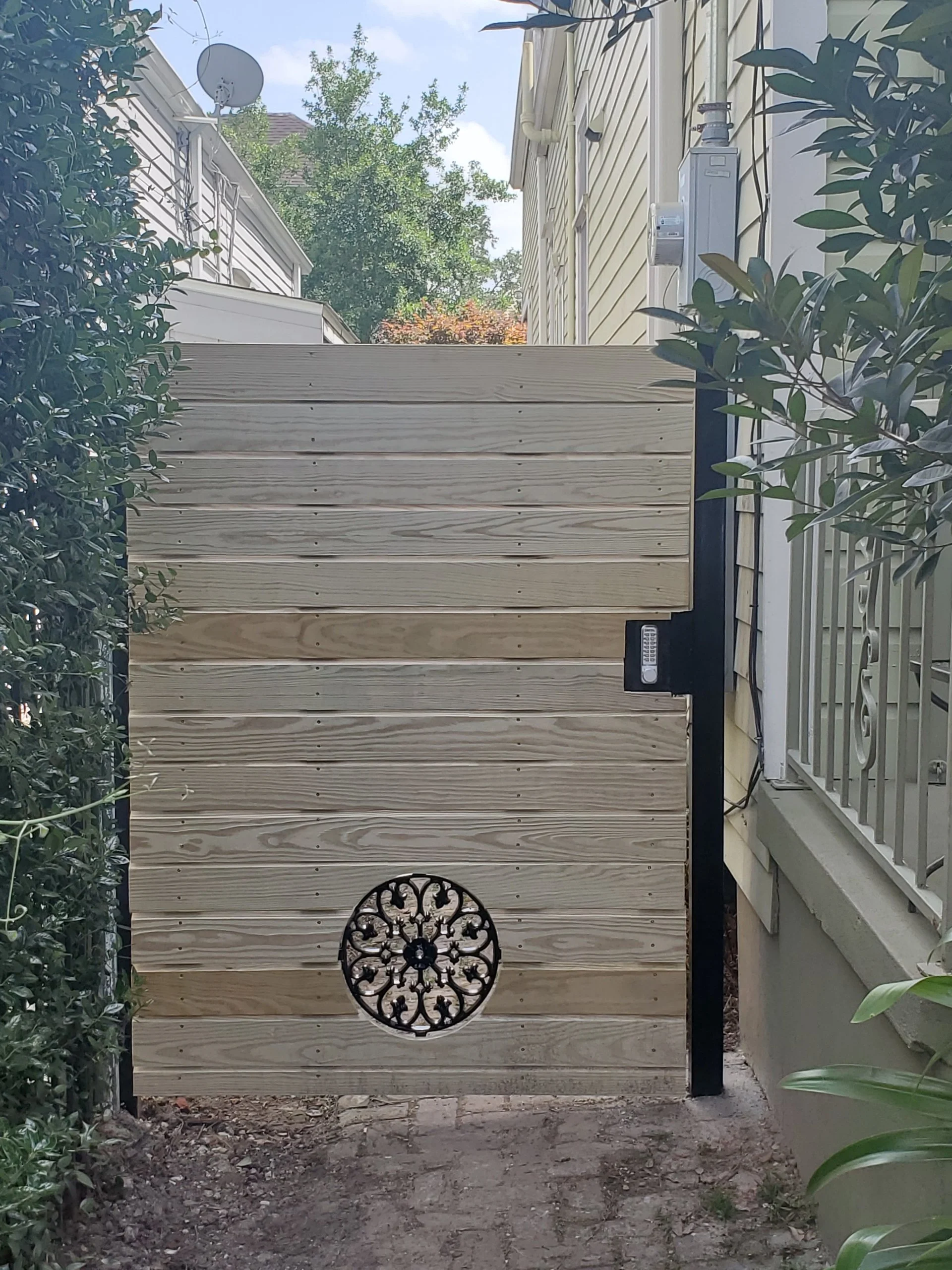Horizontal Privacy Fence with a Louvered Effect + Window Glazing