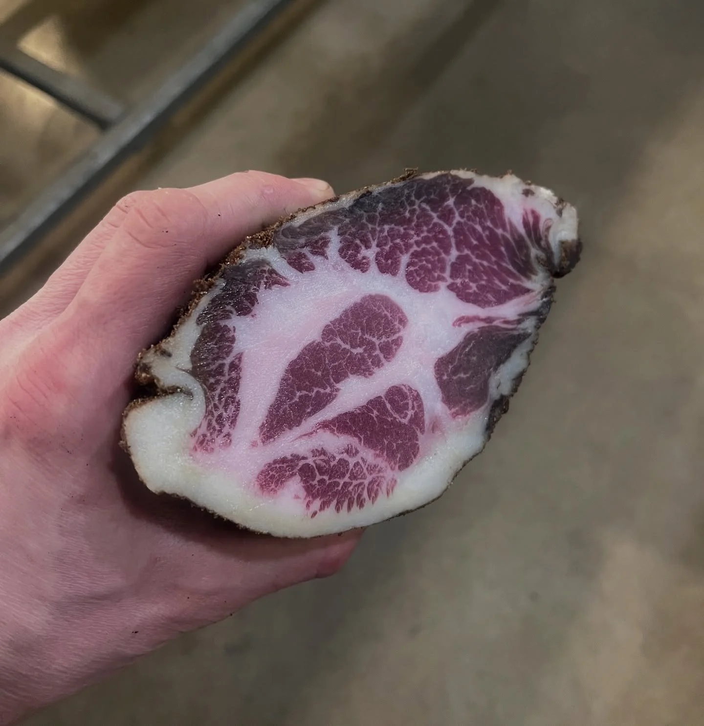 Some of @carnistkelowna cured meats that ive been working on over the past several months 🤘🏼

1.) Martin&rsquo;s Lane Pinot Noir Coppa 🐖 
2.) Juniper Berry, Fennel and Coriander Lomo 🐖 
3.) Outside Round Martins Lane Pinot Noir Bresaola 🐄 
4.) 7