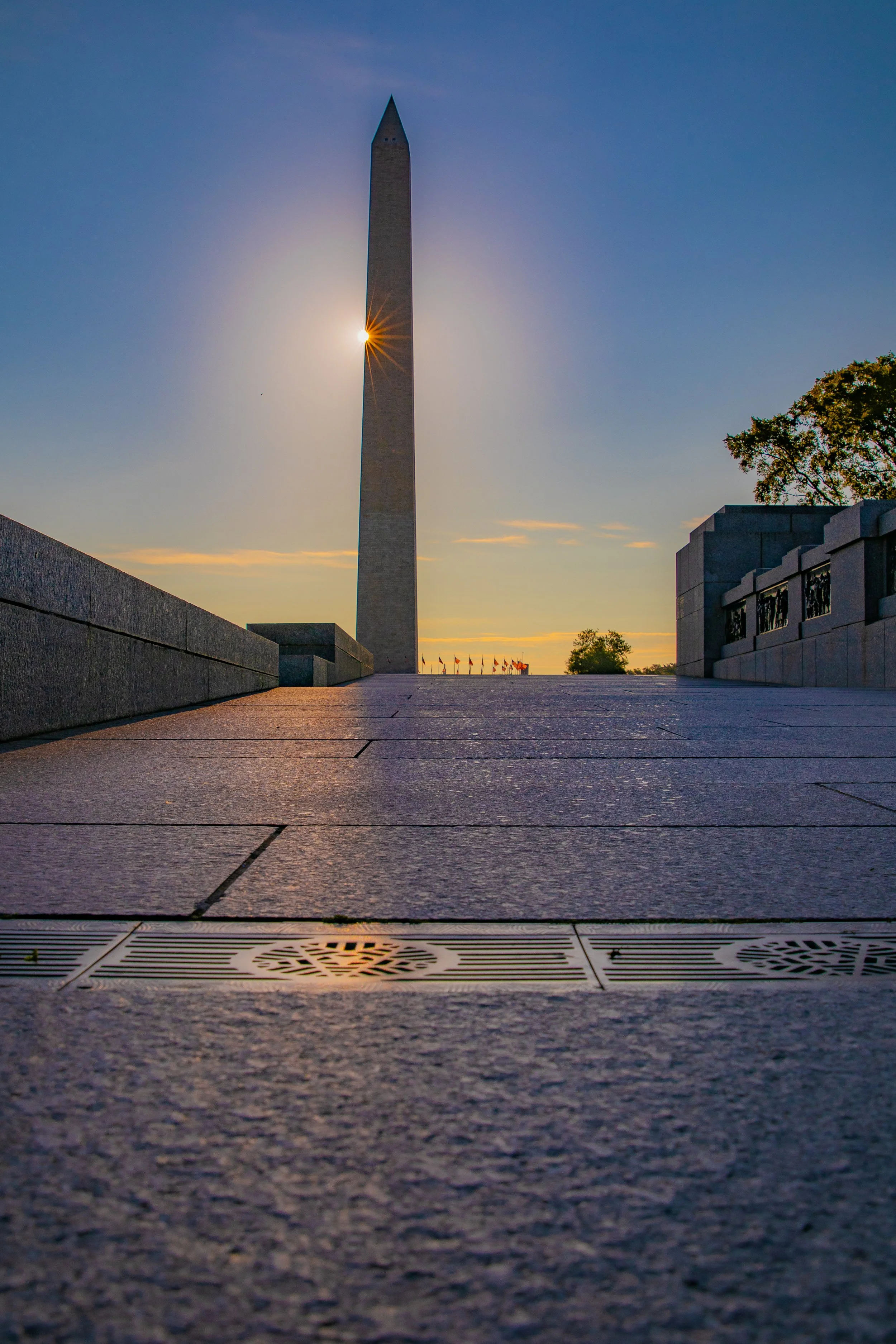 monument shadow 2.jpg