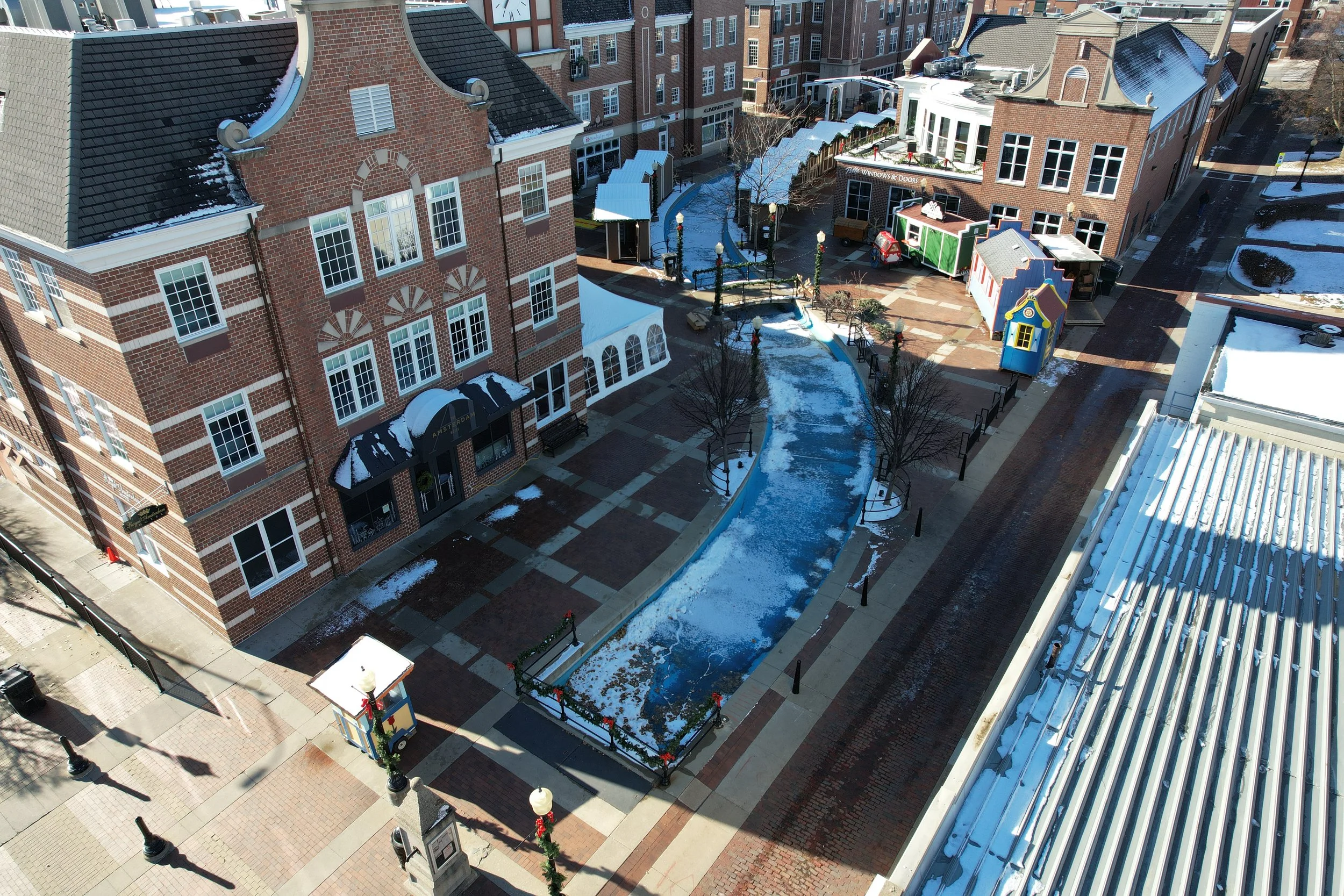 KerstMarkt and the Festival of Trees in Pella