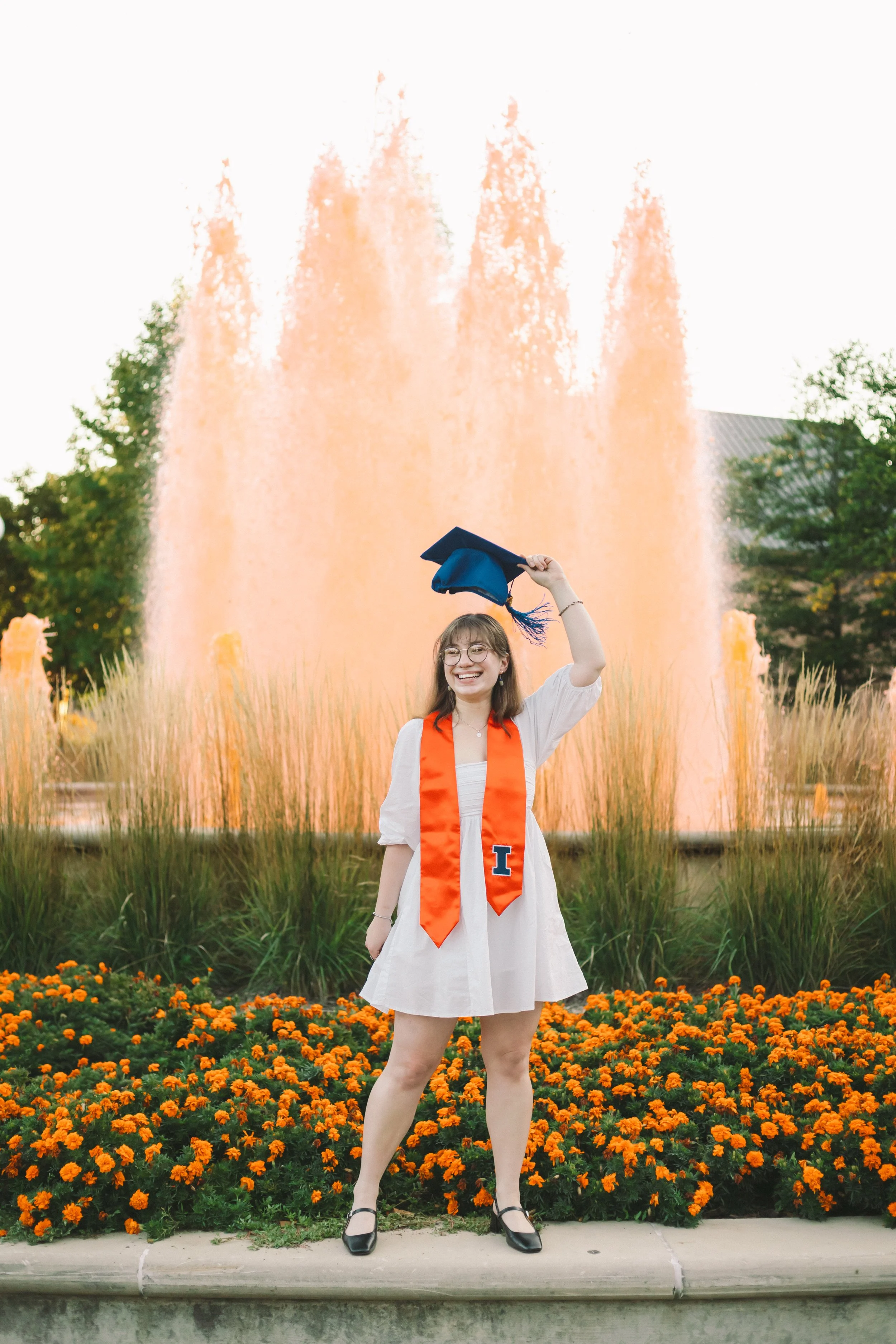 UIUC Graduation, Couples, and Portrait Photographer. [UIUC Photographer] [UIUC graduation photographer] [best locations at UIUC campus] [best graduation locations UIUC campus][best graduation locations UIUC]