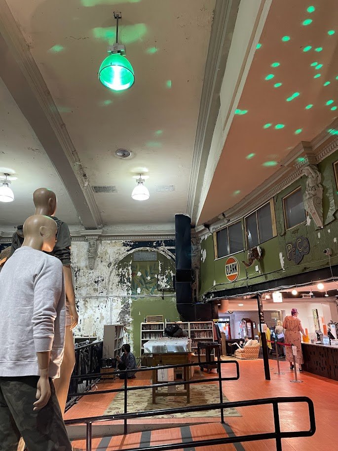 Thrift Store Andersonville.jpg