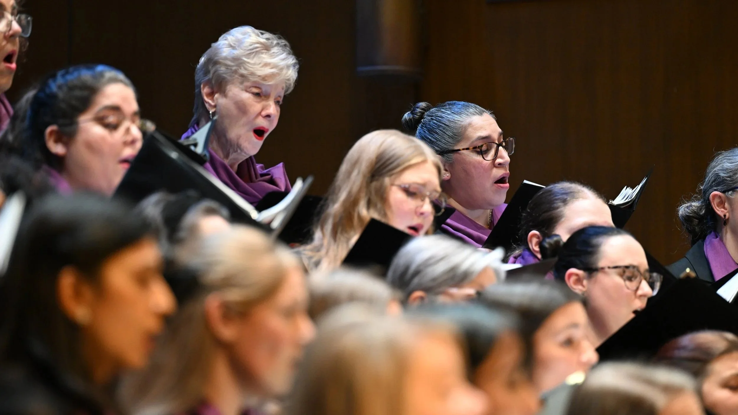 Casulana singers performing