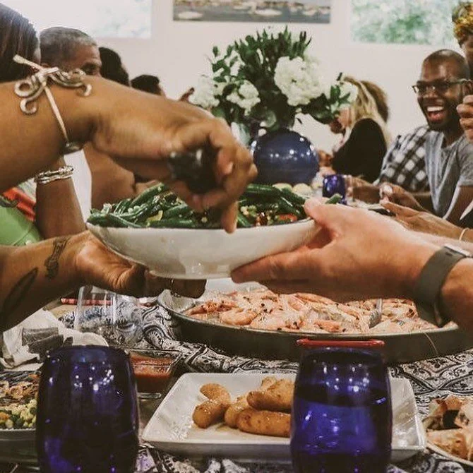 Thanksgiving, a cherished tradition in the hearts of many, is a day for coming together to express gratitude and share the joys of life. As the rich, savory scent of turkey and the inviting aroma of freshly baked pies waft through the air, it's easy 