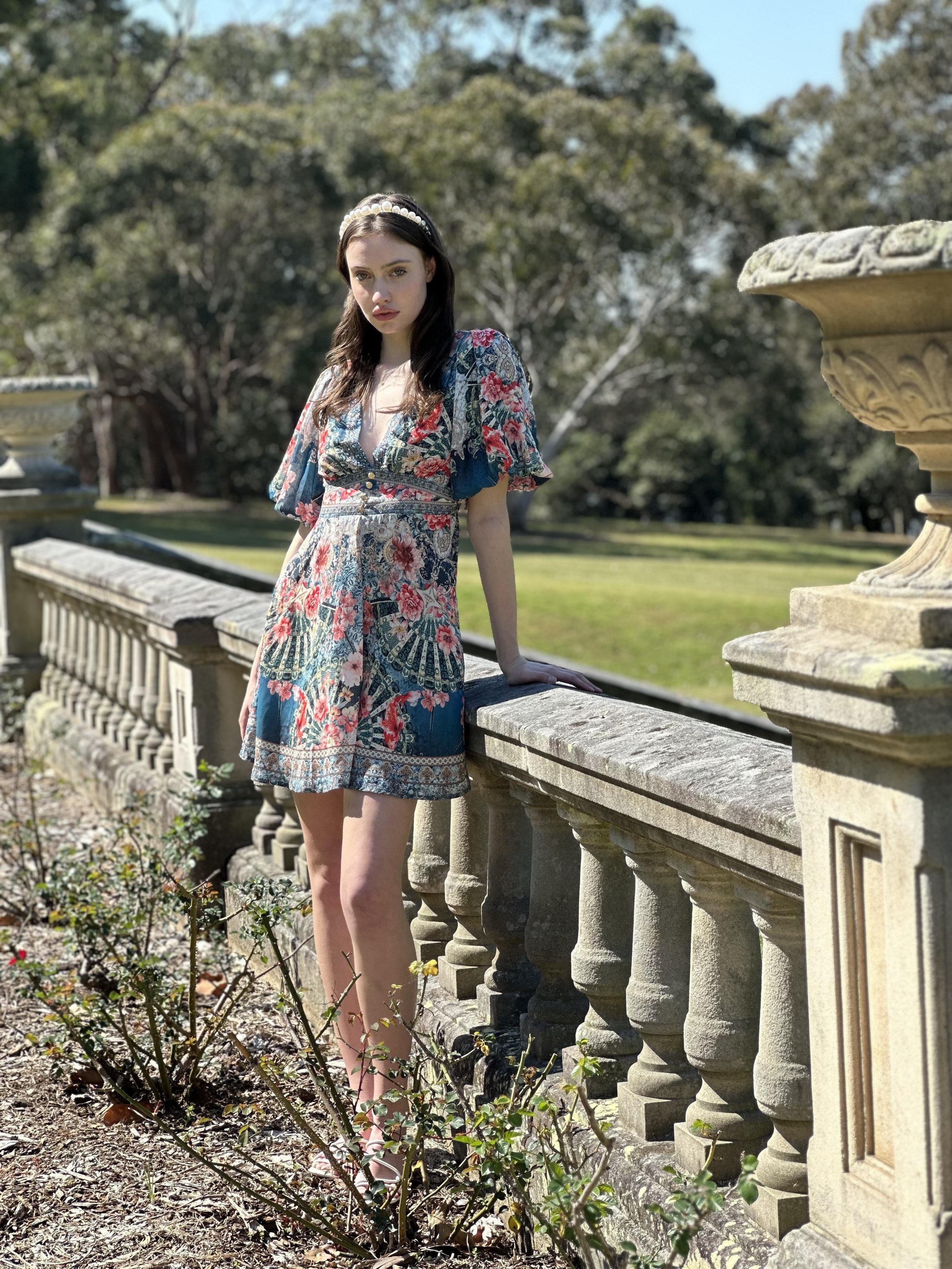 LORRAINE FASHION
