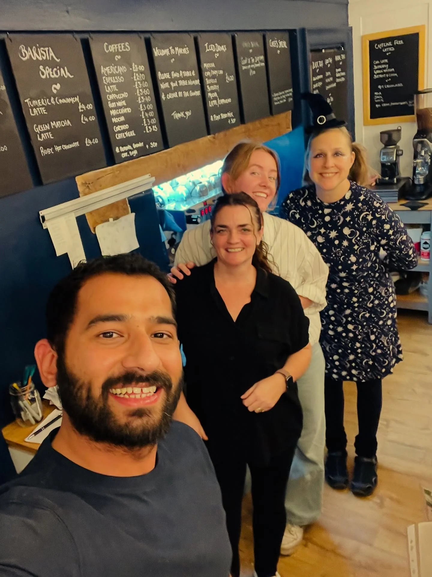 What a night! Another Supper Night wrapped up, and it was amazing!

Big thanks to Pulkit for the mouth-watering Indian food and to our fantastic customers for making it such a special evening!

Next up: Vietnamese Supper Night with @laksa_laksa on 28