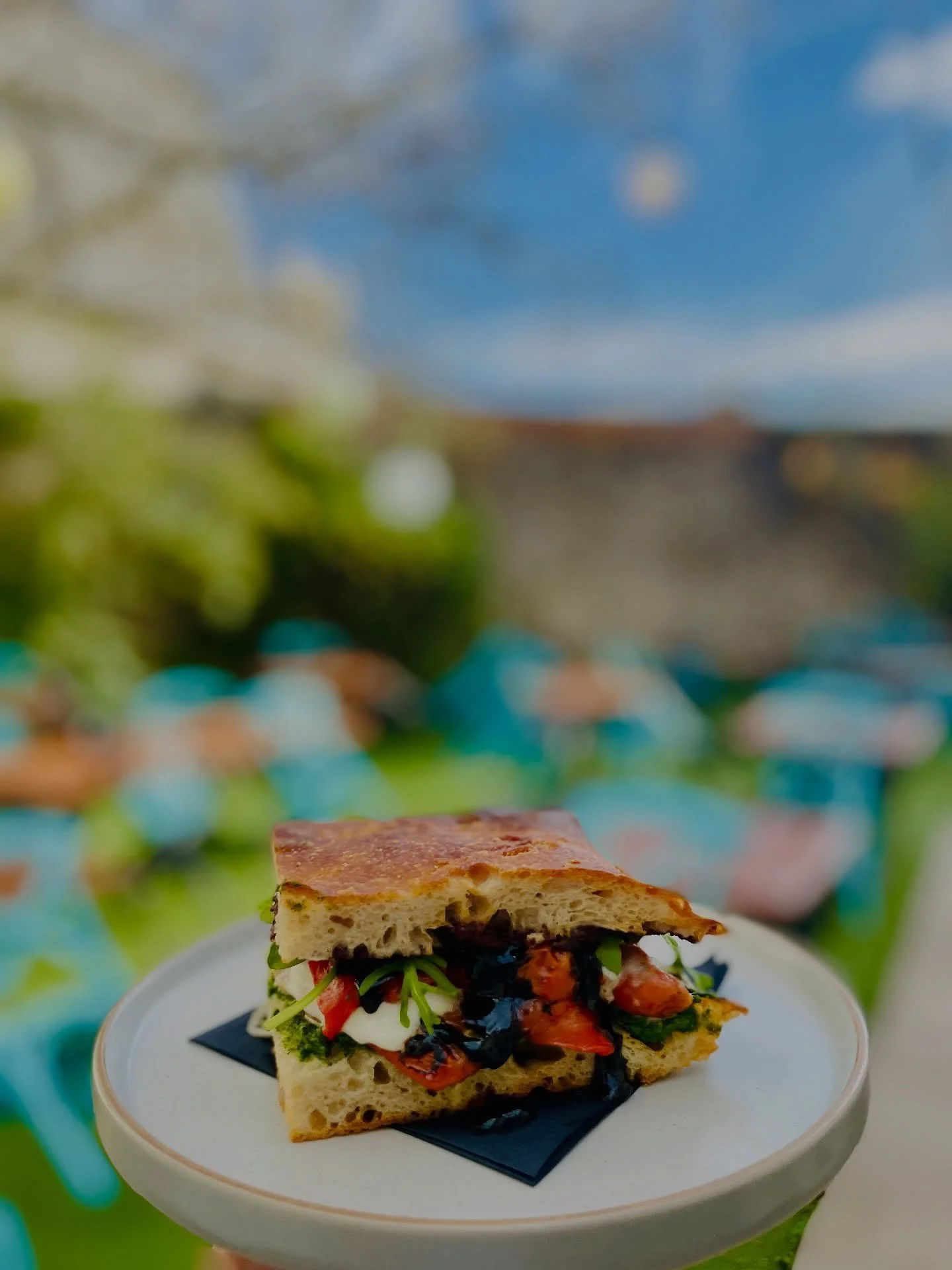 Good morning, folks! 🌅 We're excited to share another fantastic day at Maeve's, open from 9am-4pm. Join us for breakfast from 9-11:30am and lunch from 12-2:30pm. Today's specials are truly special! 🤩 Don't miss our incredible @acre_farm focaccia, p